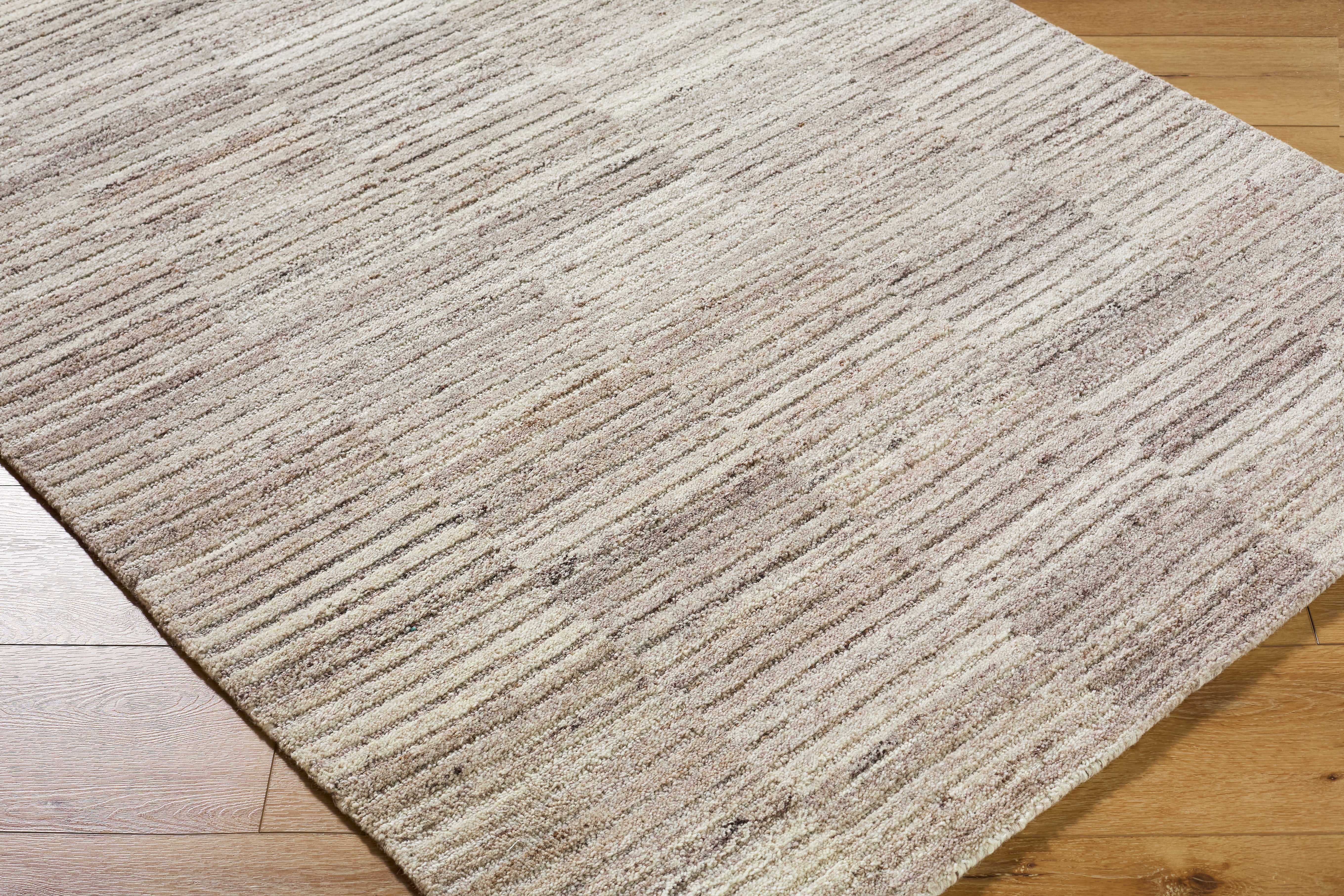 LIVABLISS Dundee DDU-2302 Area Rug