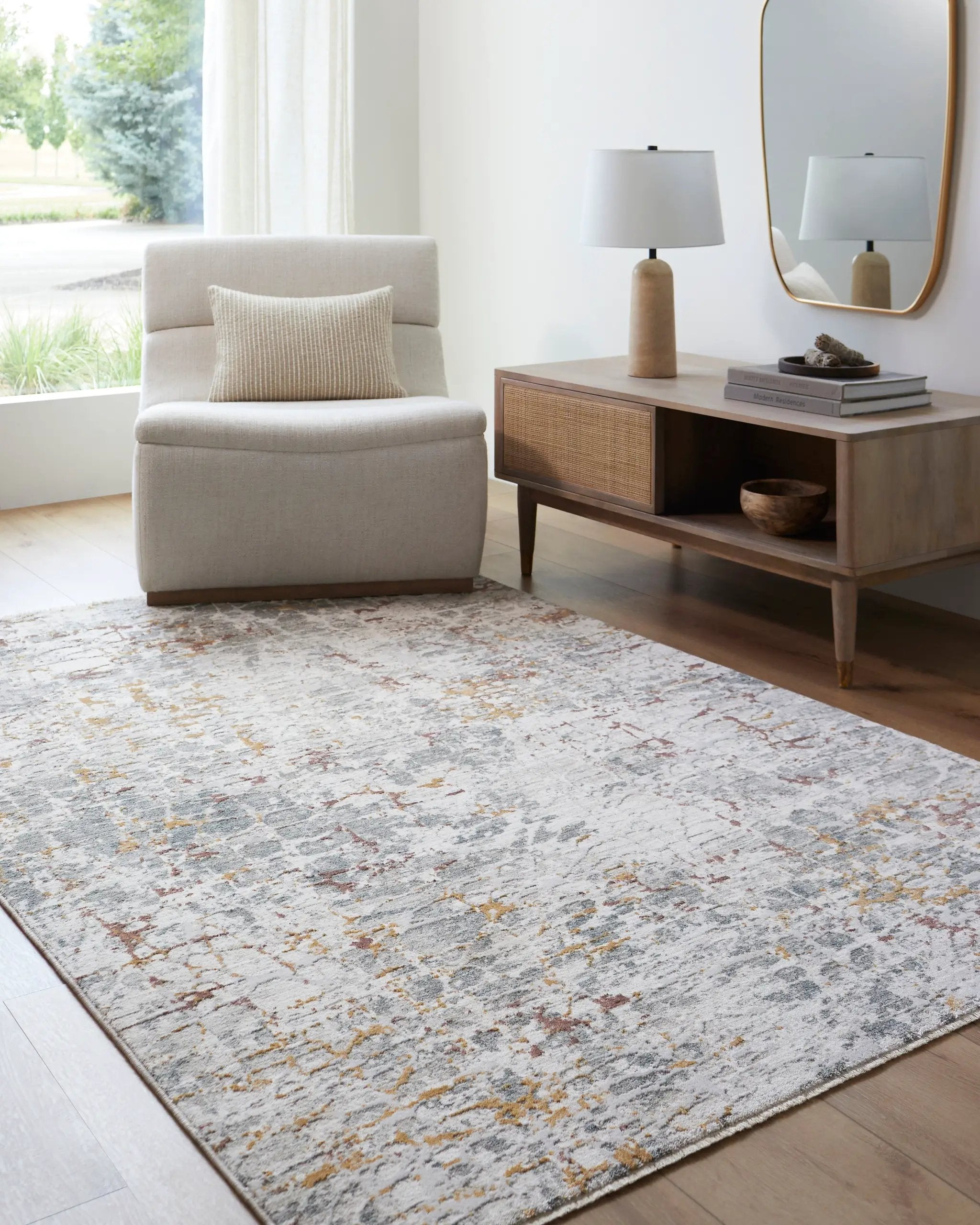 Dresden DRE-2315 White Area Rug by LIVABLISS