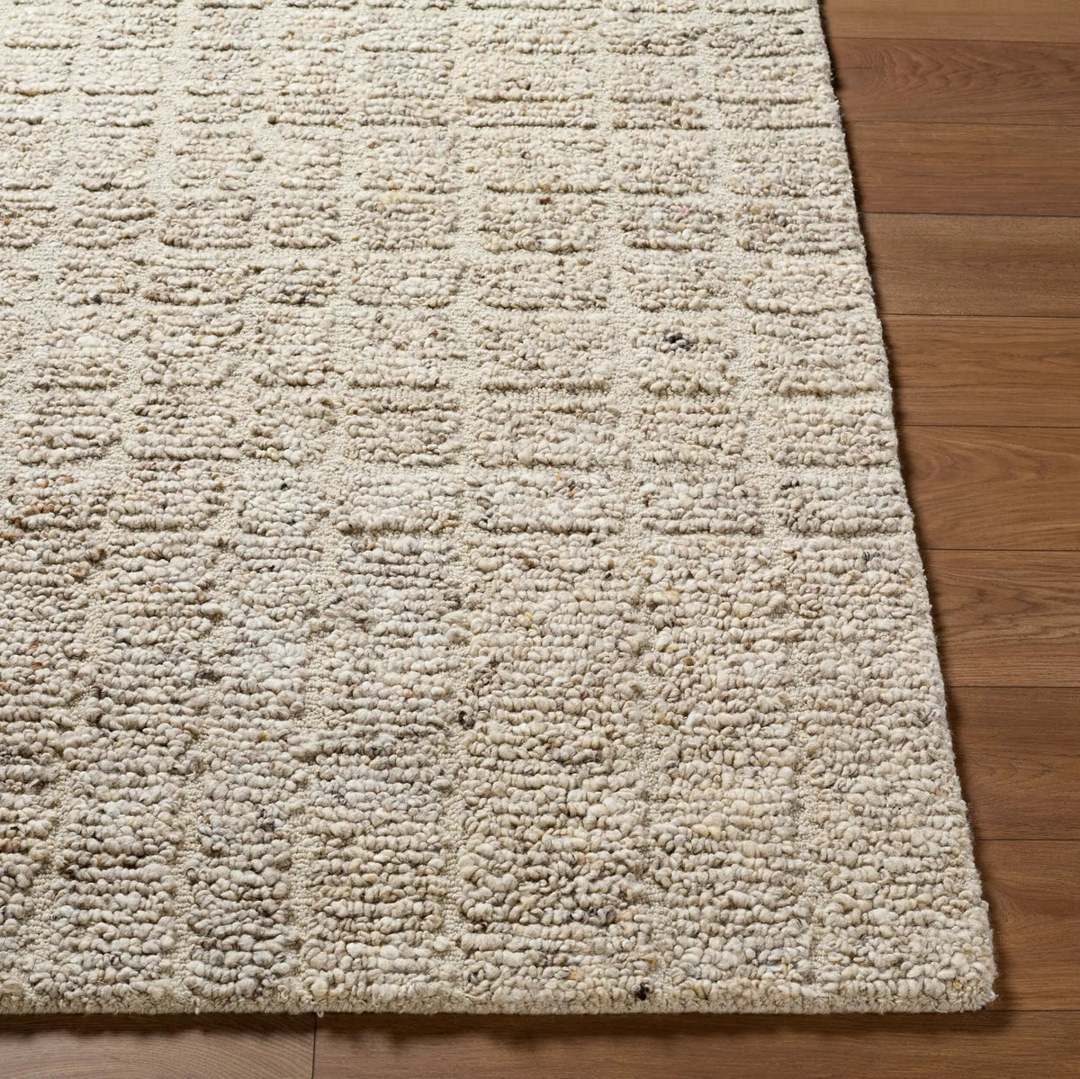 LIVABLISS Divine DVN-2304 Ivory Area Rug
