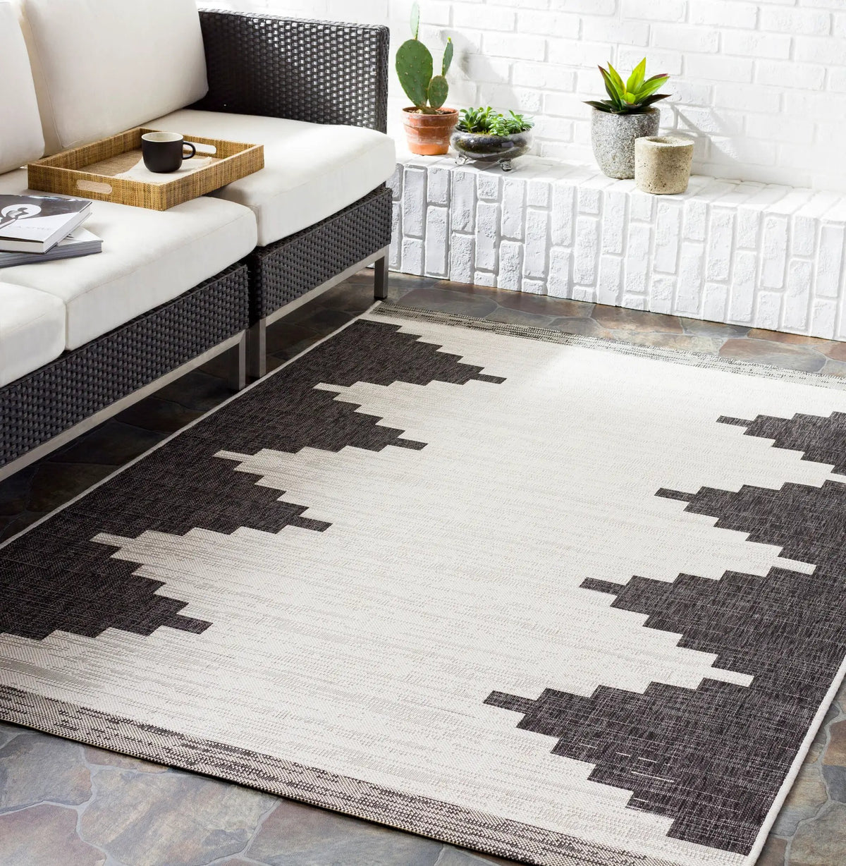 LIVABLISS Eagean EAG-2356 Black Area Rug