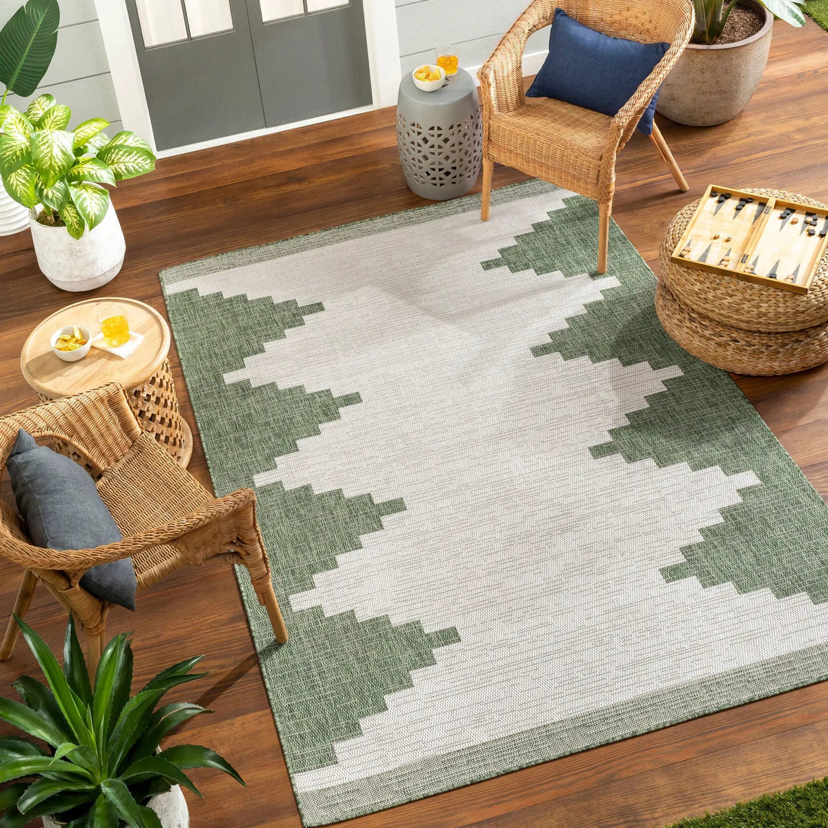 LIVABLISS Eagean EAG-2435 Grass-Green Area Rug