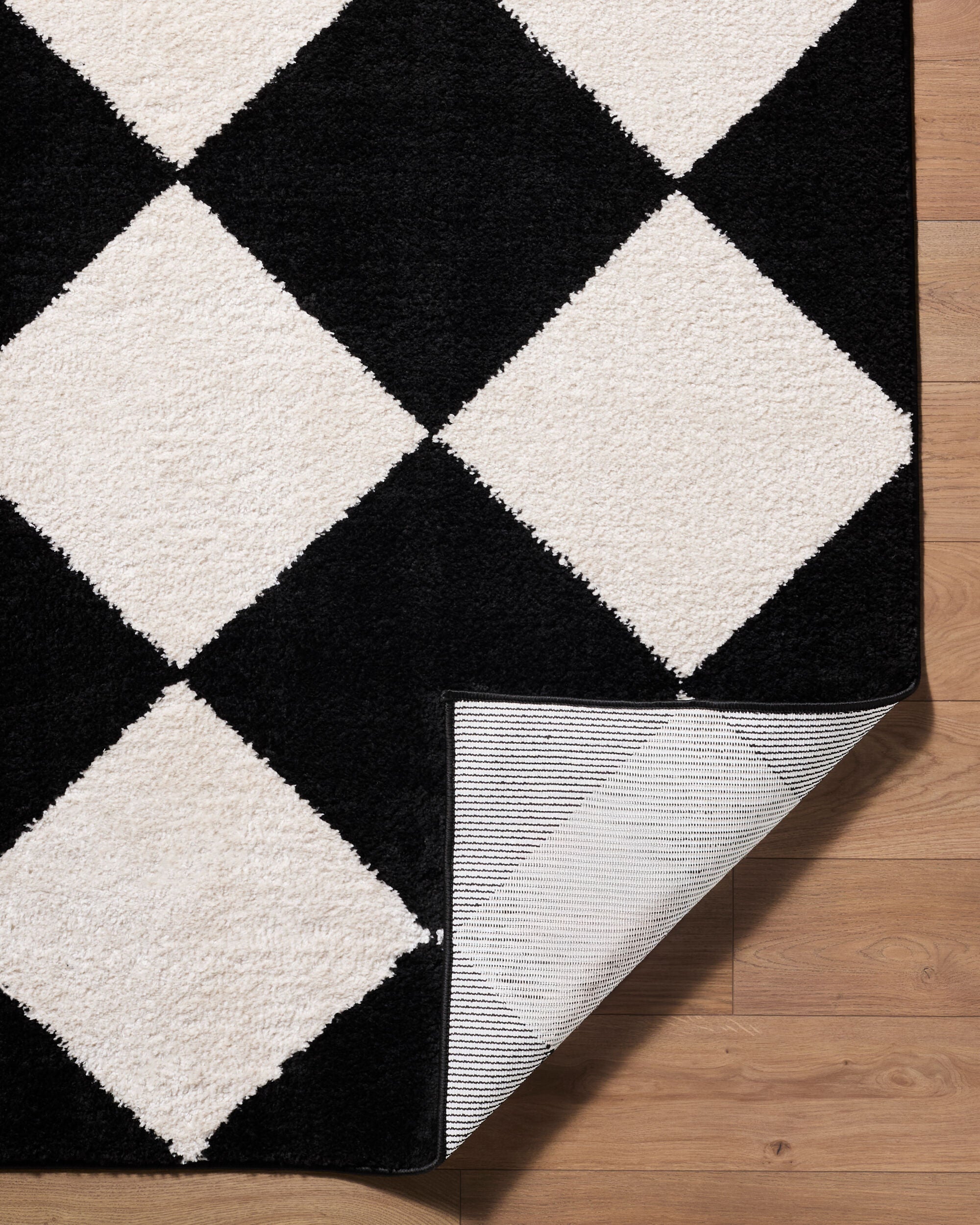 Elle Decor x Livabliss Rivoli EDRV-2305 Black Area Rug