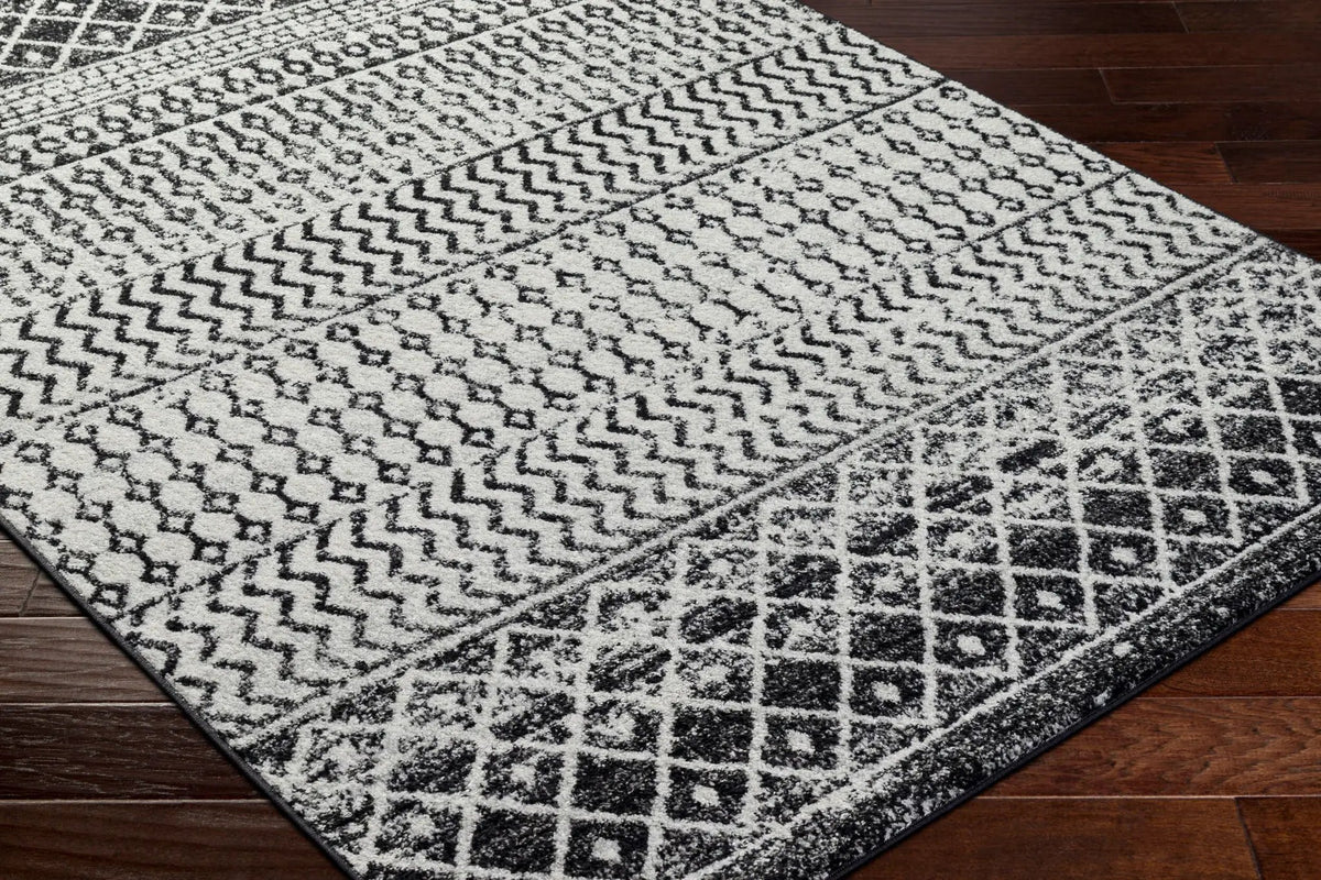 LIVABLISS Elaziz ELZ-2307 Black Area Rug
