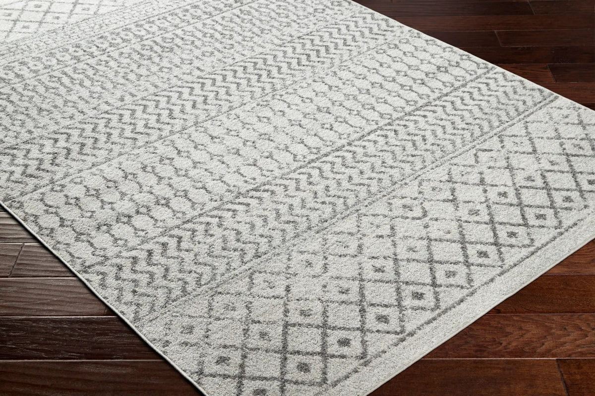 LIVABLISS Elaziz ELZ-2369 Cream Area Rug