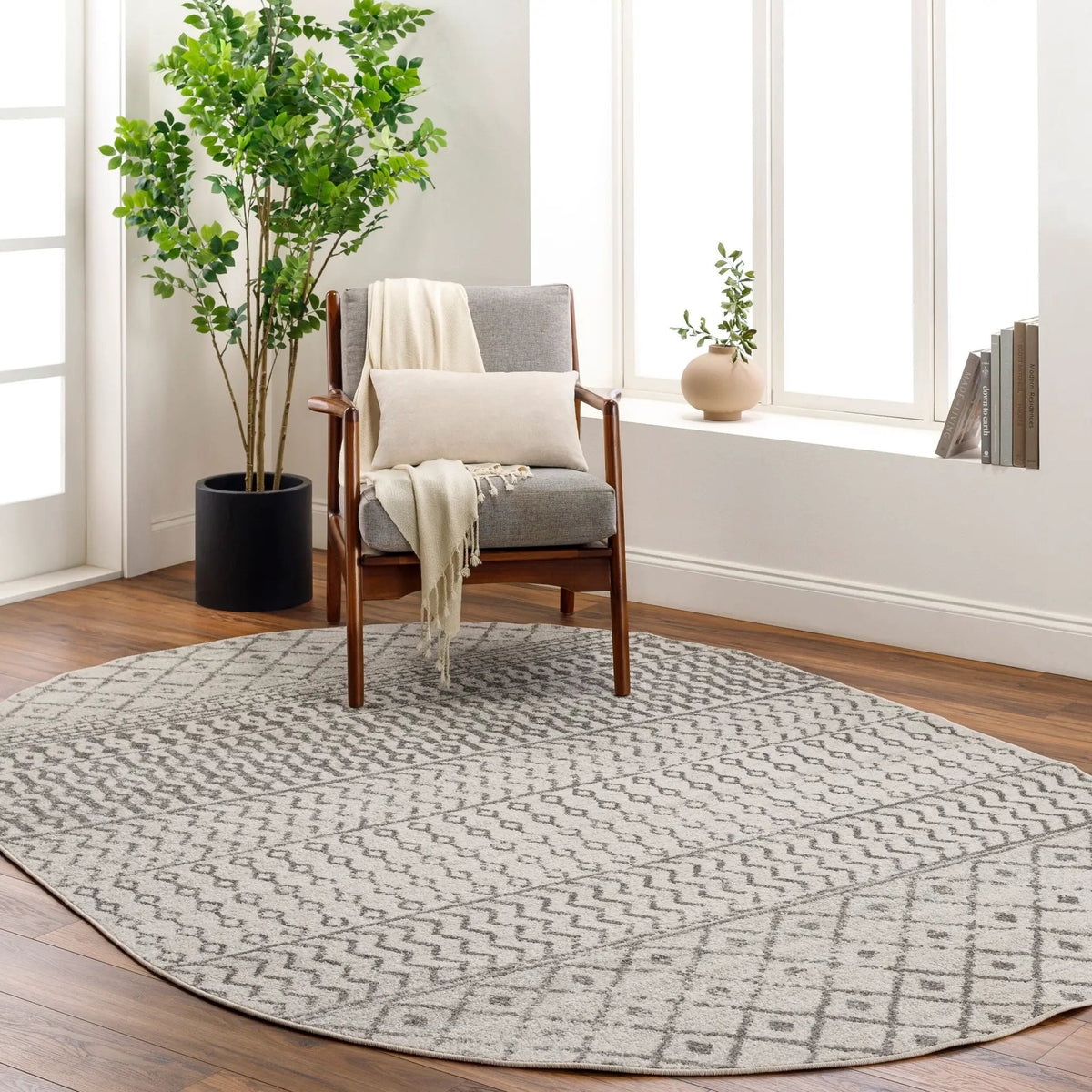 LIVABLISS Elaziz ELZ-2369 Cream Area Rug