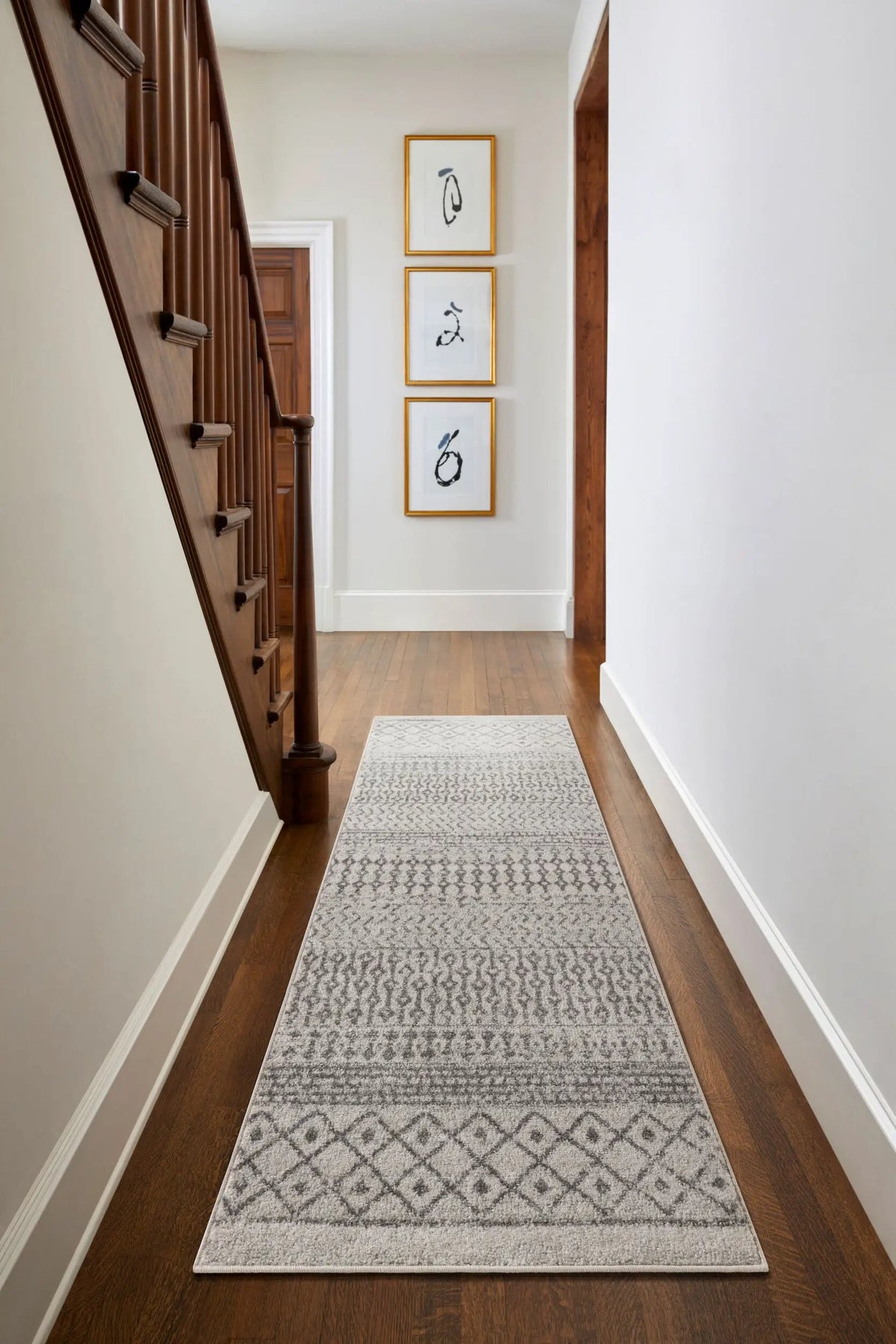 LIVABLISS Elaziz ELZ-2369 Cream Area Rug