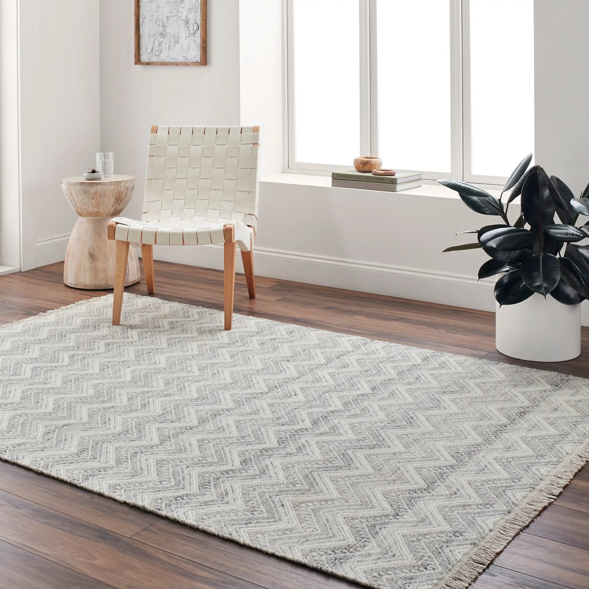 Fulham FHM-2307 Cream Area Rug by LIVABLISS