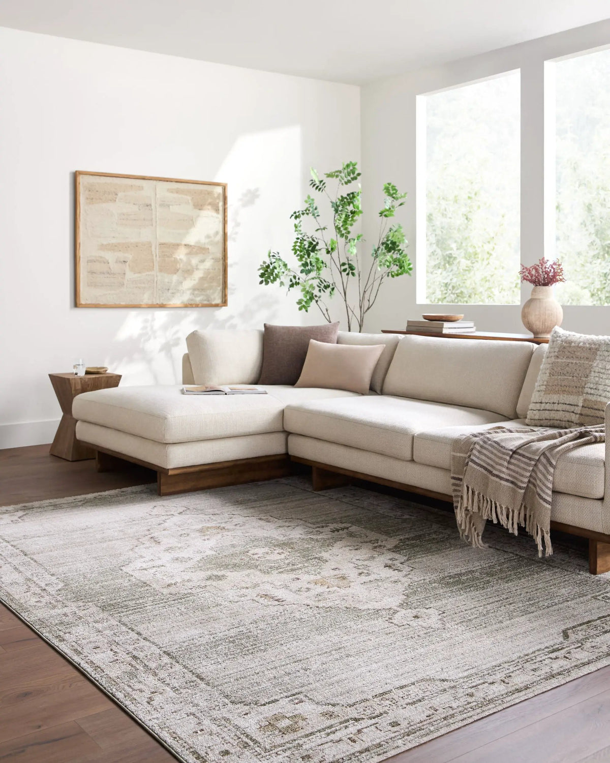 LIVABLISS Fifth Avenue FIF-2303 Light-Gray Area Rug