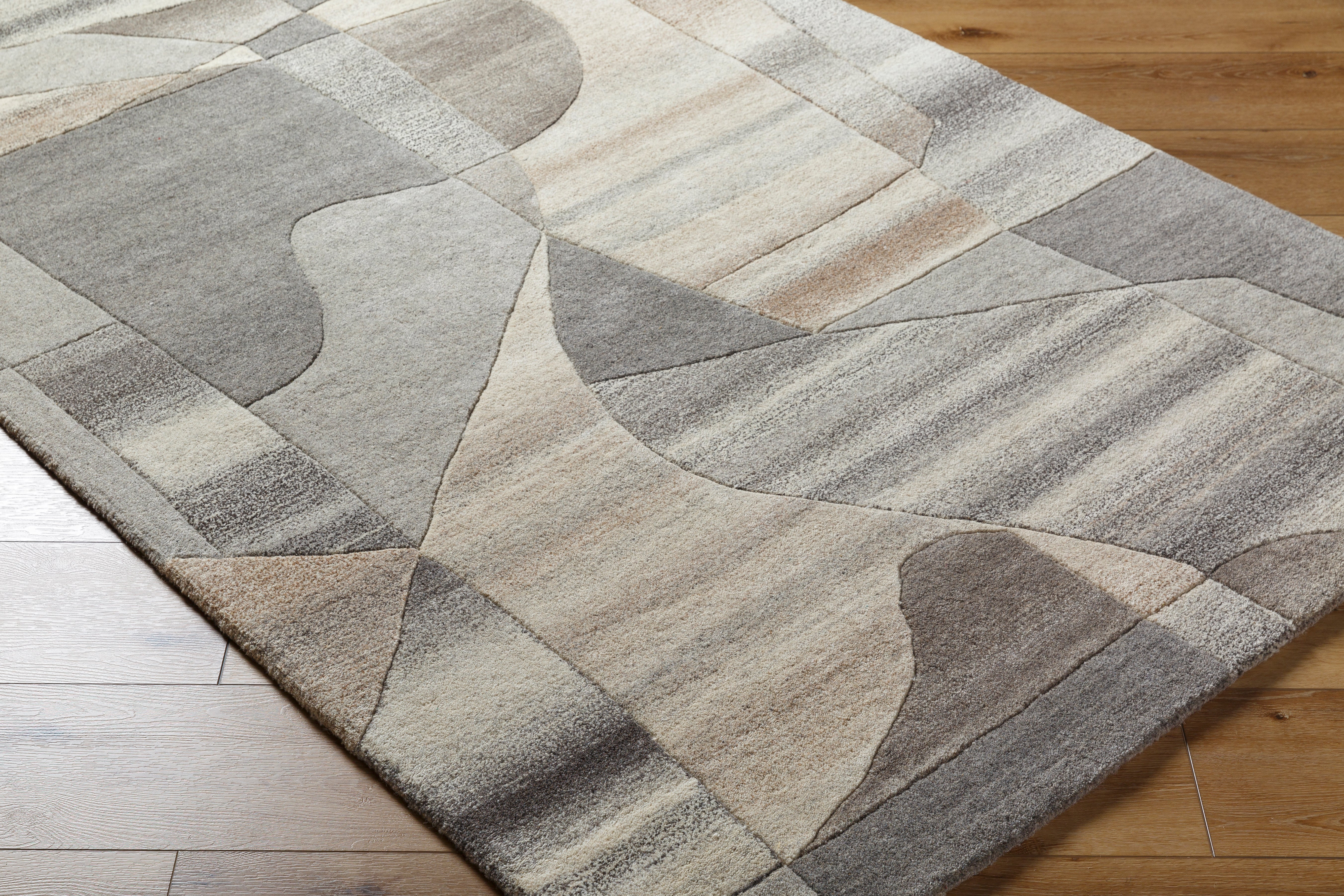 LIVABLISS Forum FM-7234 Area Rug
