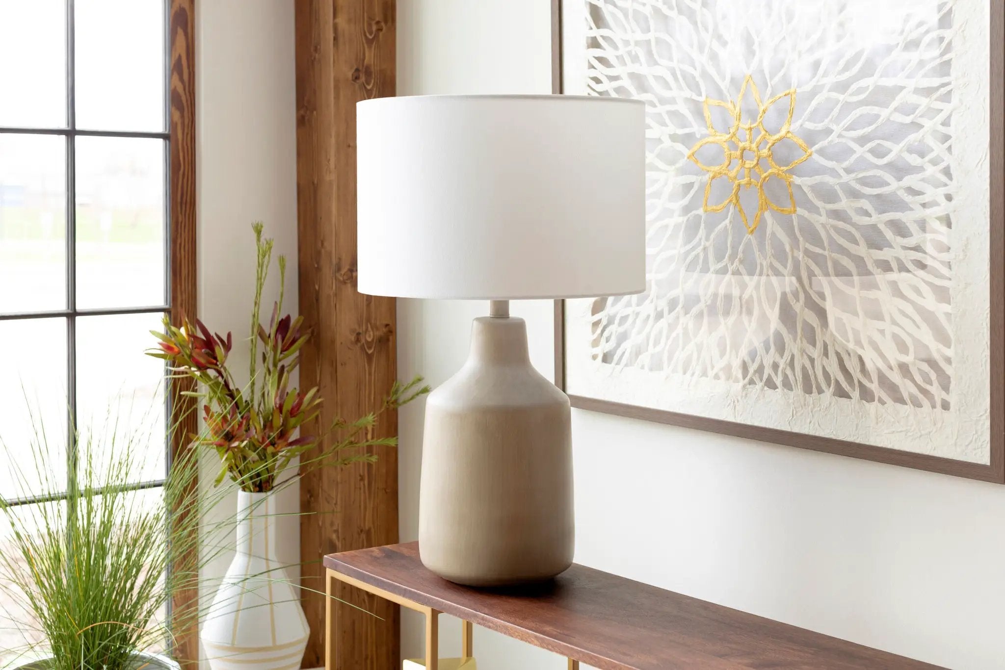 Foreman FMN-200 Accent Table Lamp by LIVABLISS