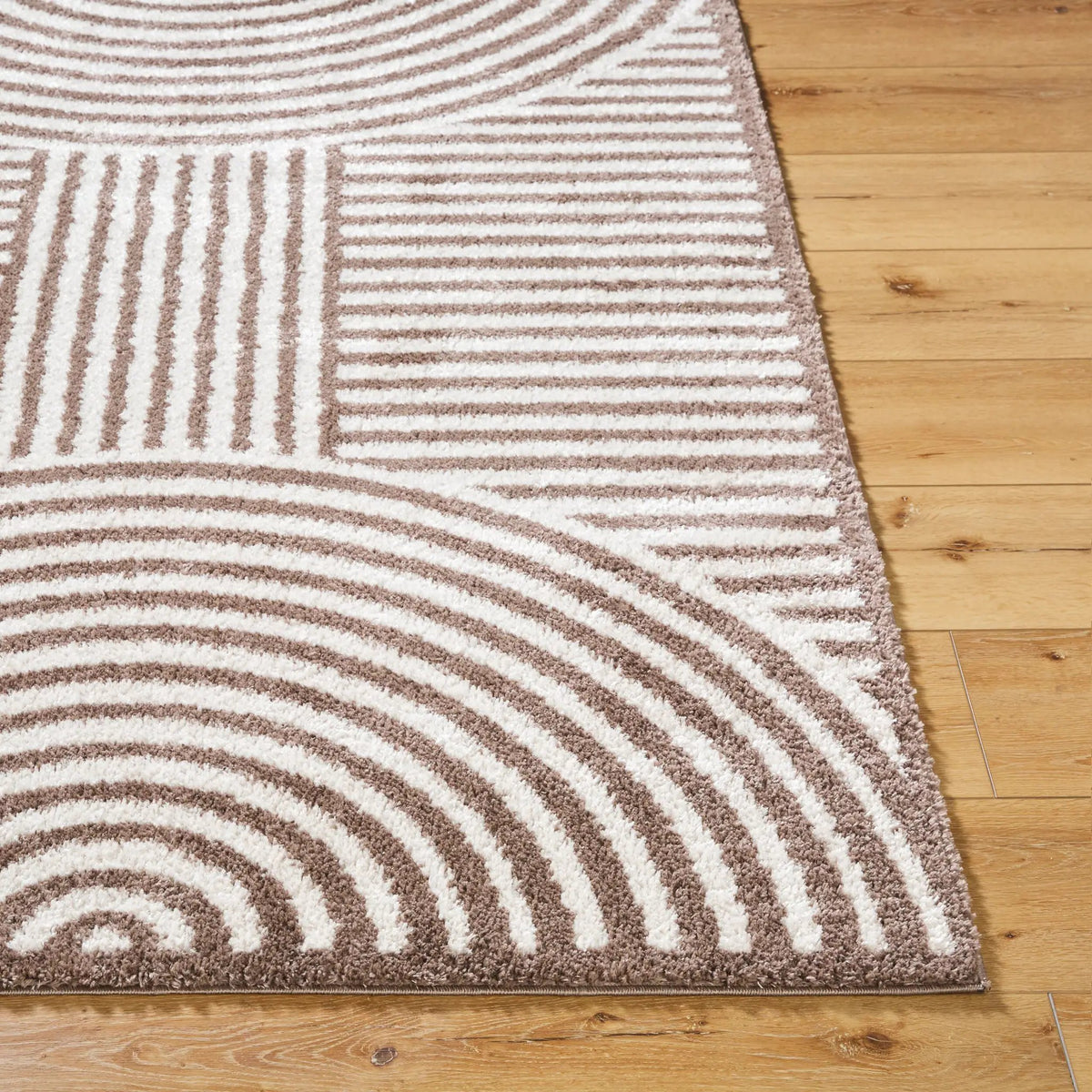LIVABLISS Fossay Shag FSG-2331 Light-Beige Area Rug