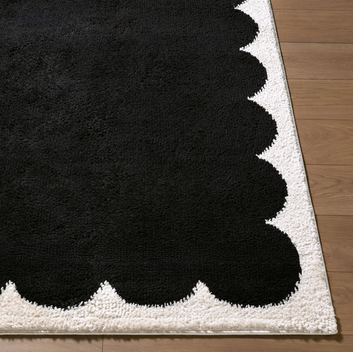 LIVABLISS Fossay Shag FSG-2341 Cream Area Rug