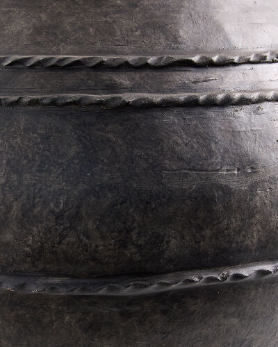 Galey Alix x LIVABLISS Stevi GAV-I001 Decorative Vase