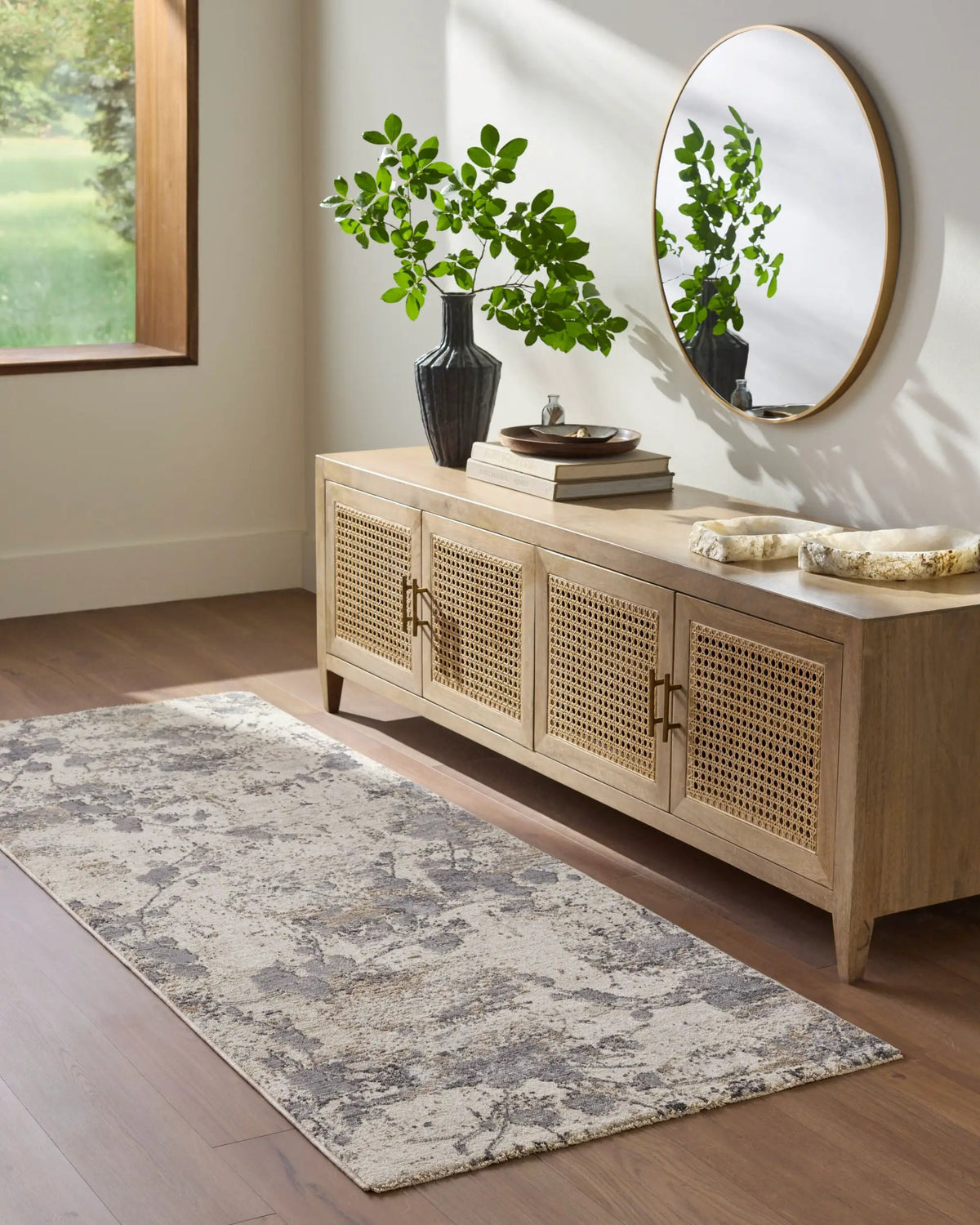 LIVABLISS Gakko GKK-2316 Cream Area Rug