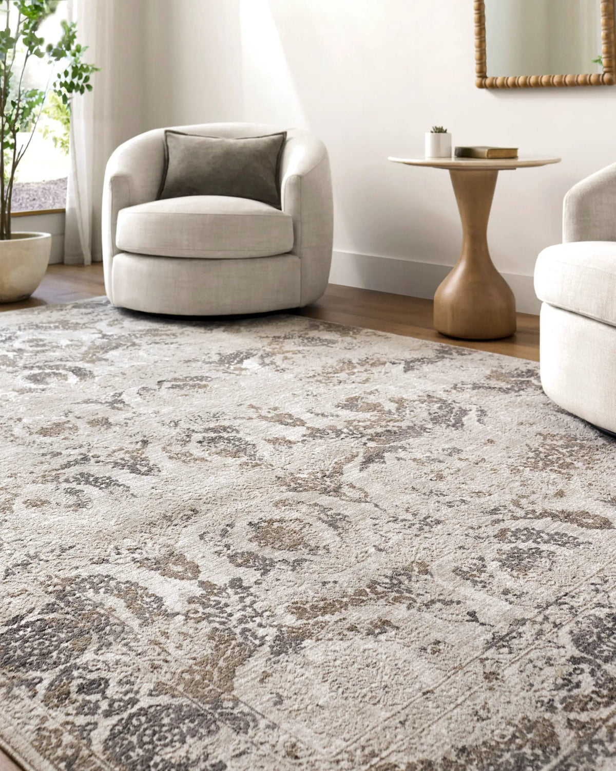LIVABLISS Gakko GKK-2317 Charcoal Area Rug