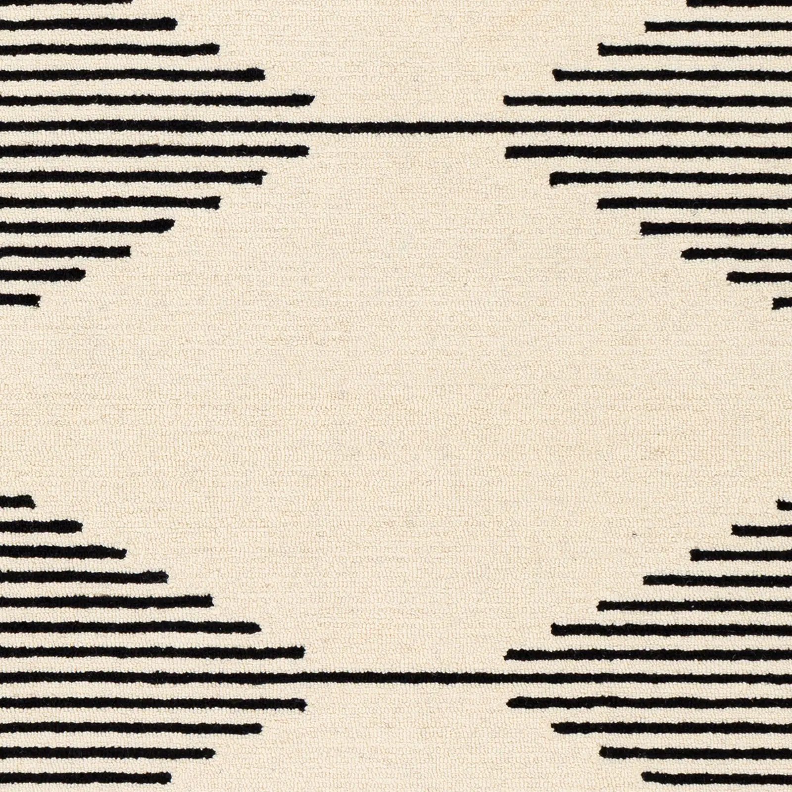 Granada GND-2331 Black Area Rug by LIVABLISS