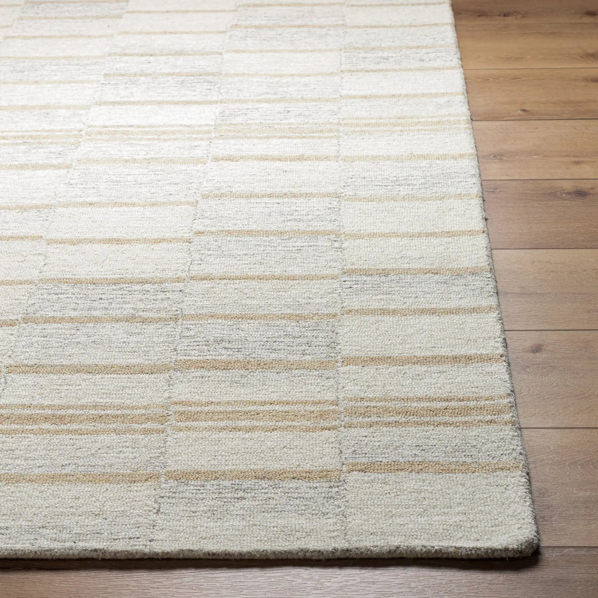 LIVABLISS Granada GND-2359 Cream Area Rug