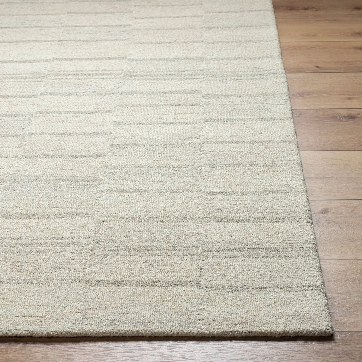 LIVABLISS Granada GND-2360 Gray Area Rug