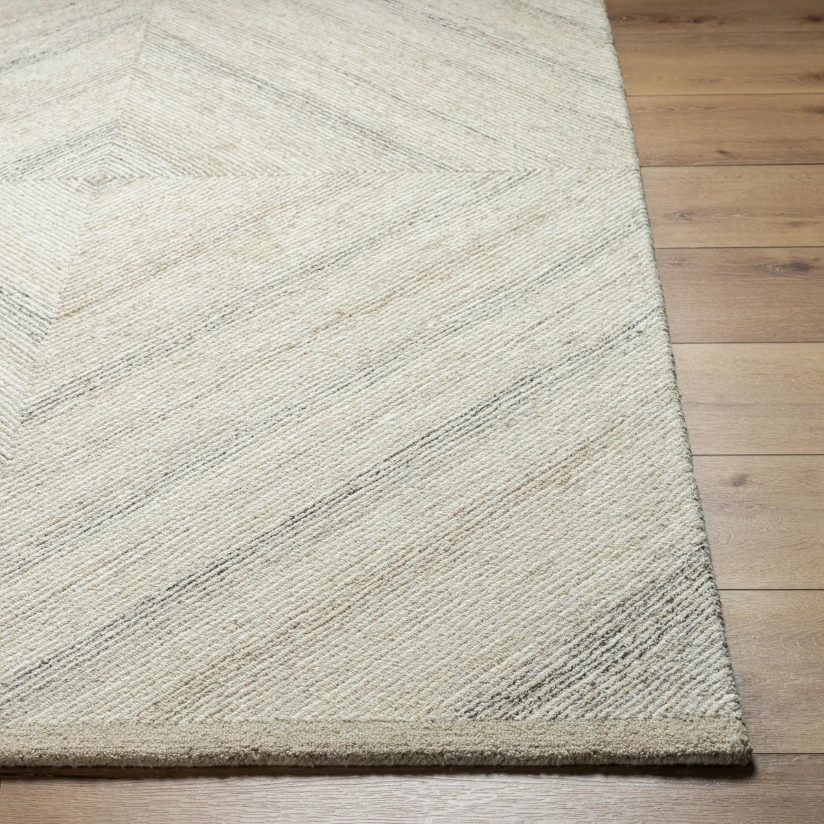 LIVABLISS Granada GND-2366 Ivory Area Rug