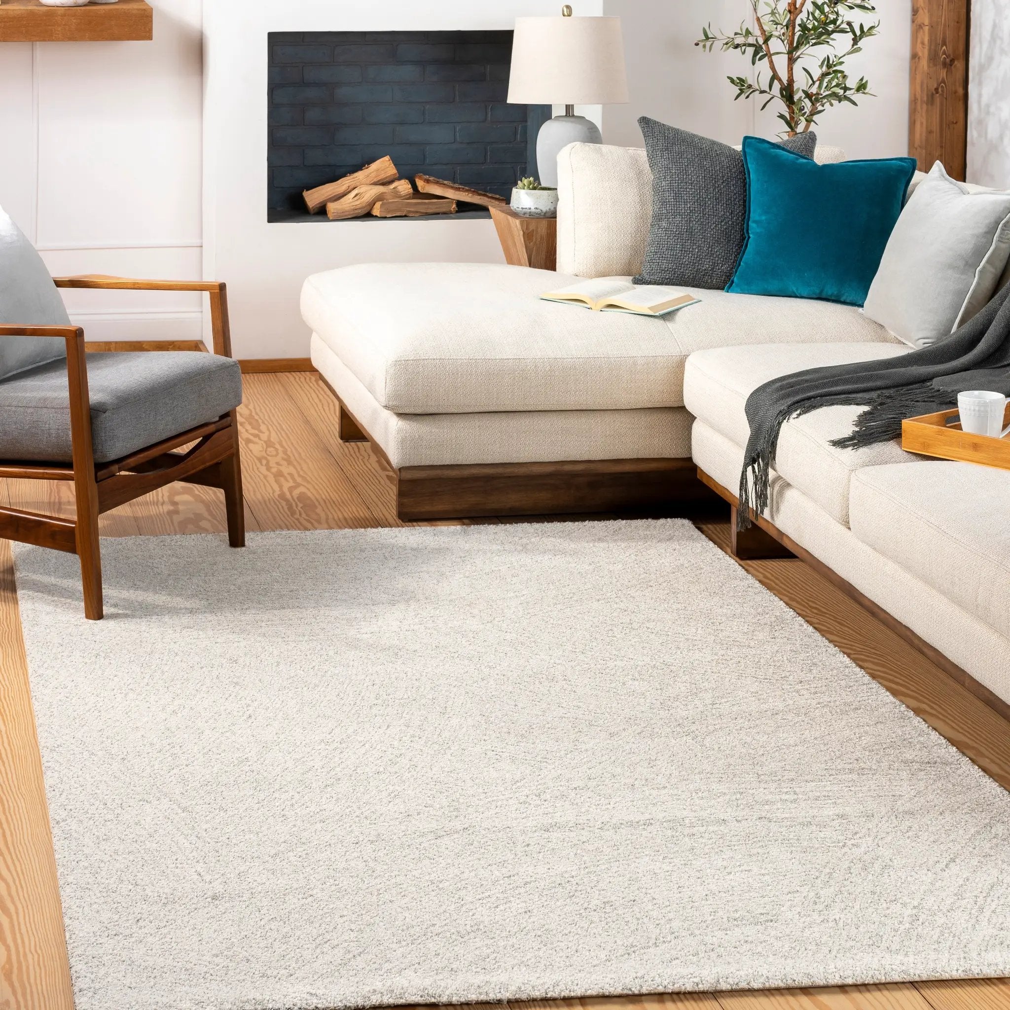 Gavic GVC-2307 Cream Area Rug by LIVABLISS
