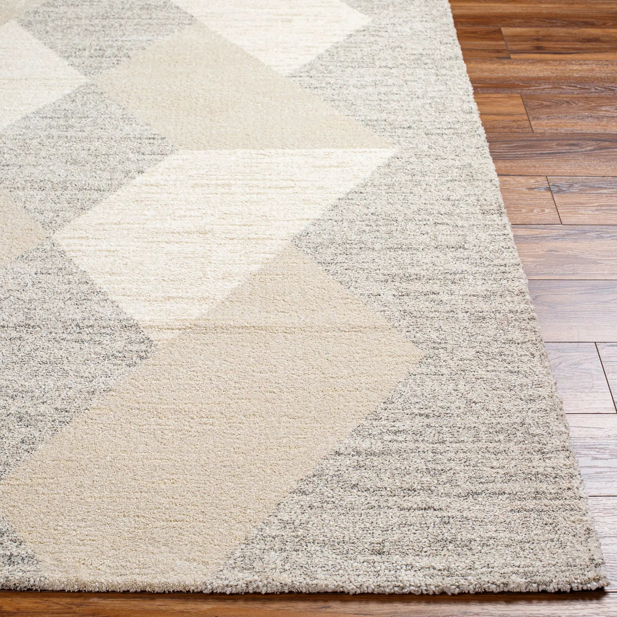 LIVABLISS Gavic GVC-2316 Ivory Area Rug