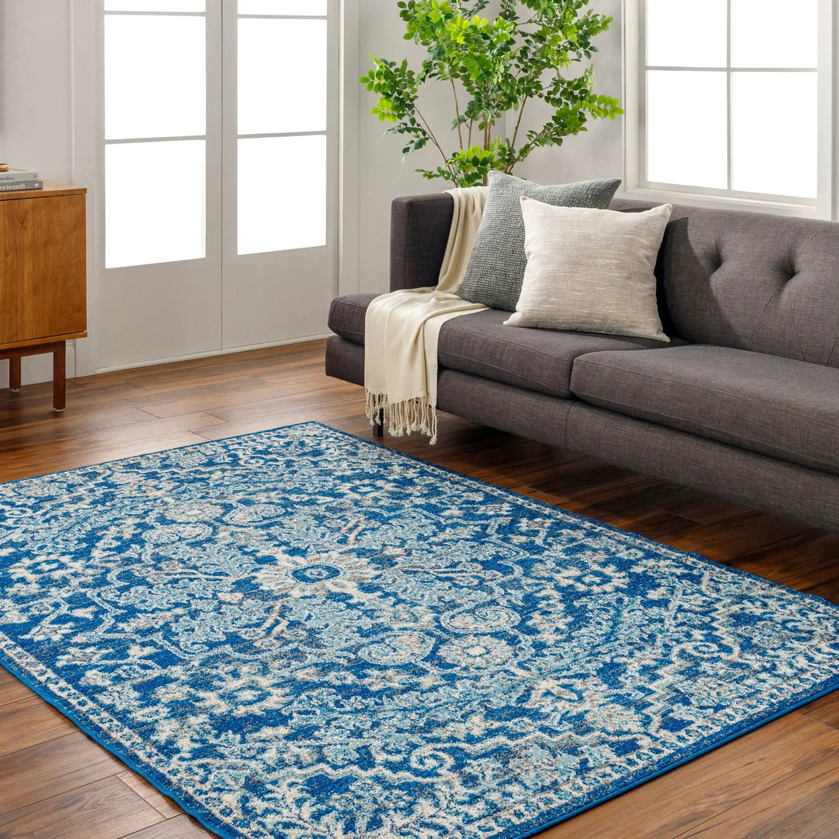 LIVABLISS Harput HAP-1068 White Area Rug