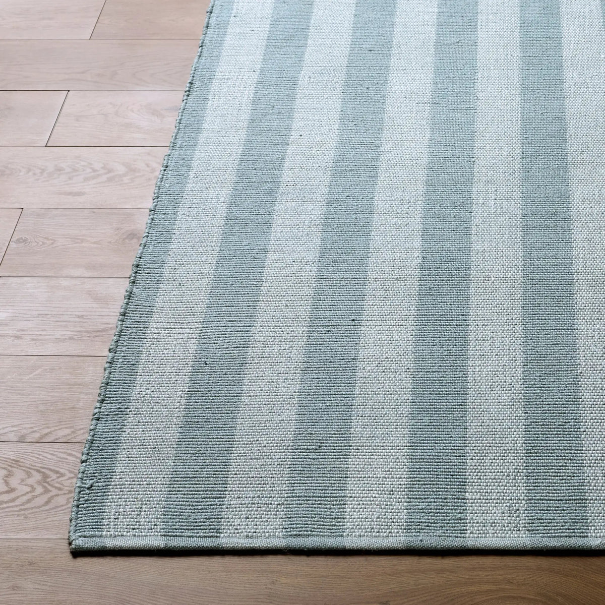LIVABLISS Harbor HBB-2303 Slate-Gray Area Rug