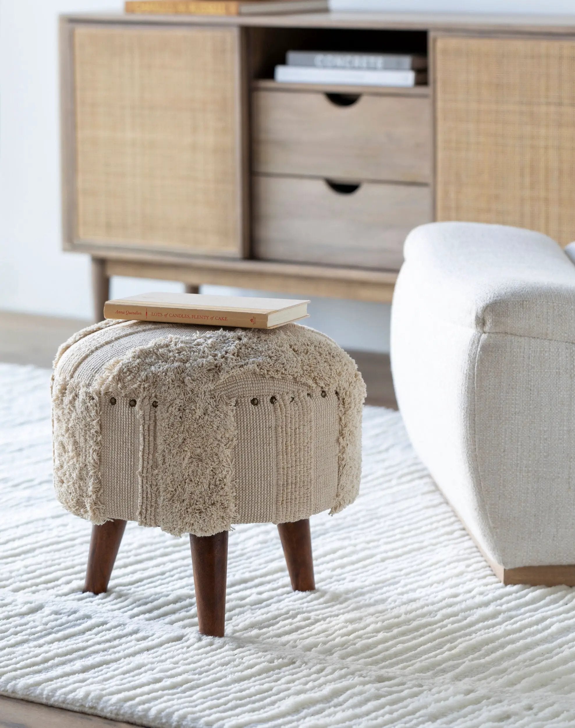 Haarlem HRM-005 Ottoman by LIVABLISS