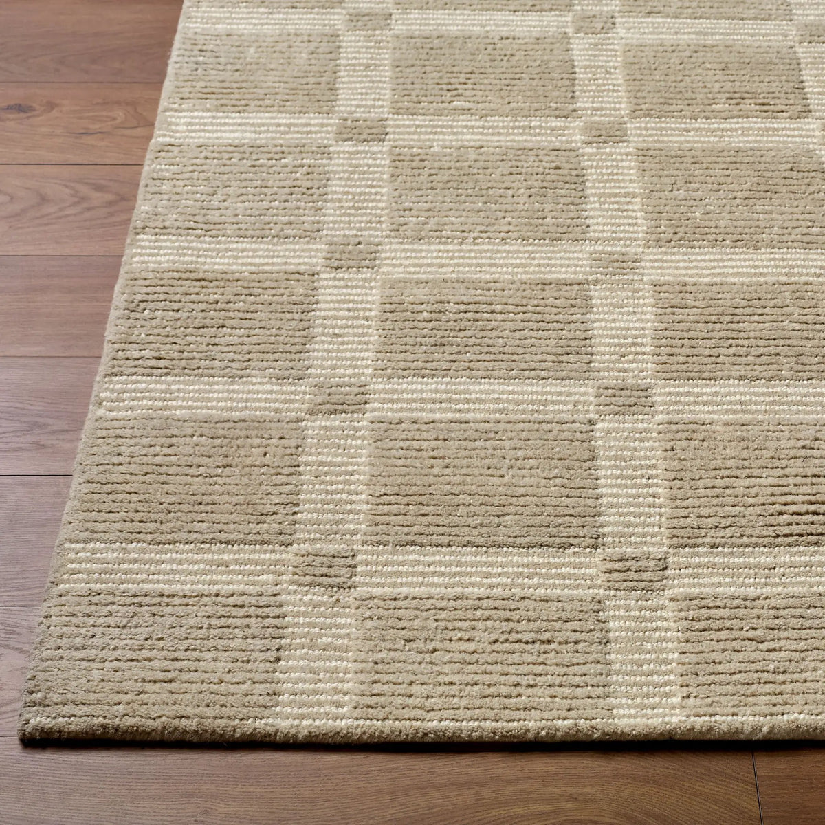 LIVABLISS Julia JLA-2301 Beige Area Rug
