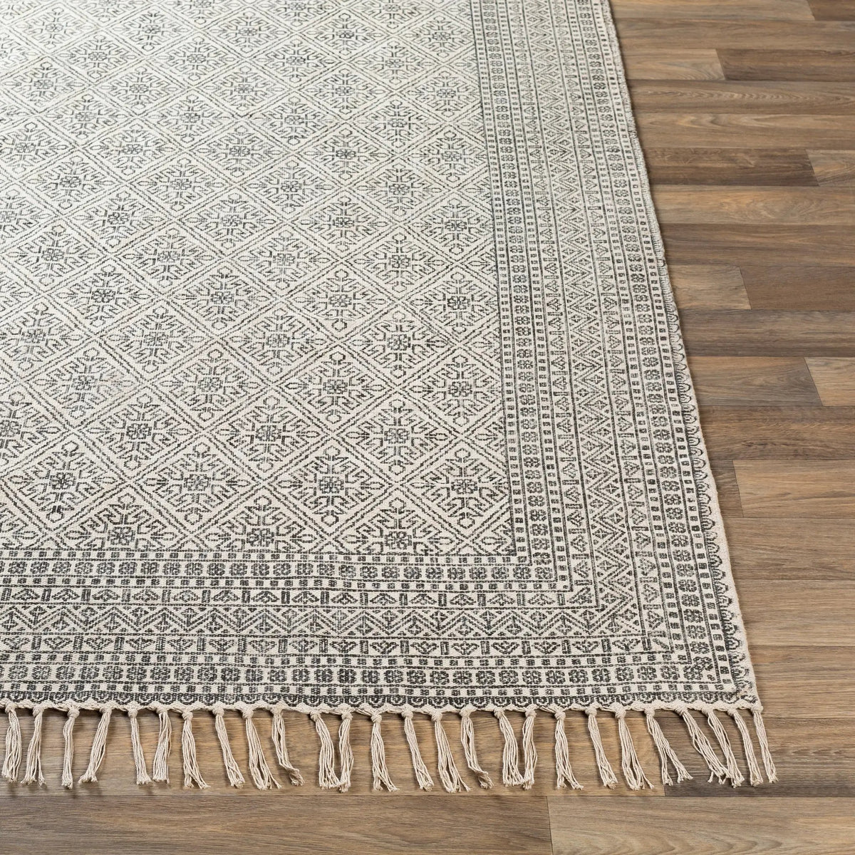 July JUY-2300 Black Area Rug by LIVABLISS