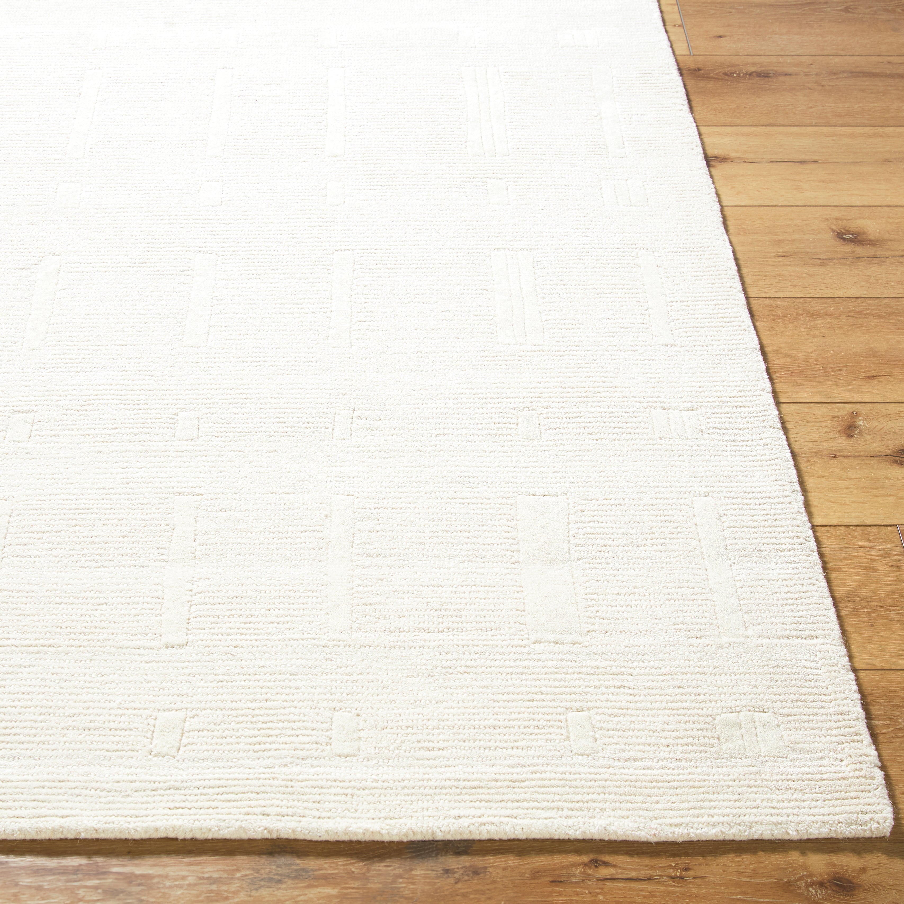 LIVABLISS Rossi JWRS-2300 Area Rug