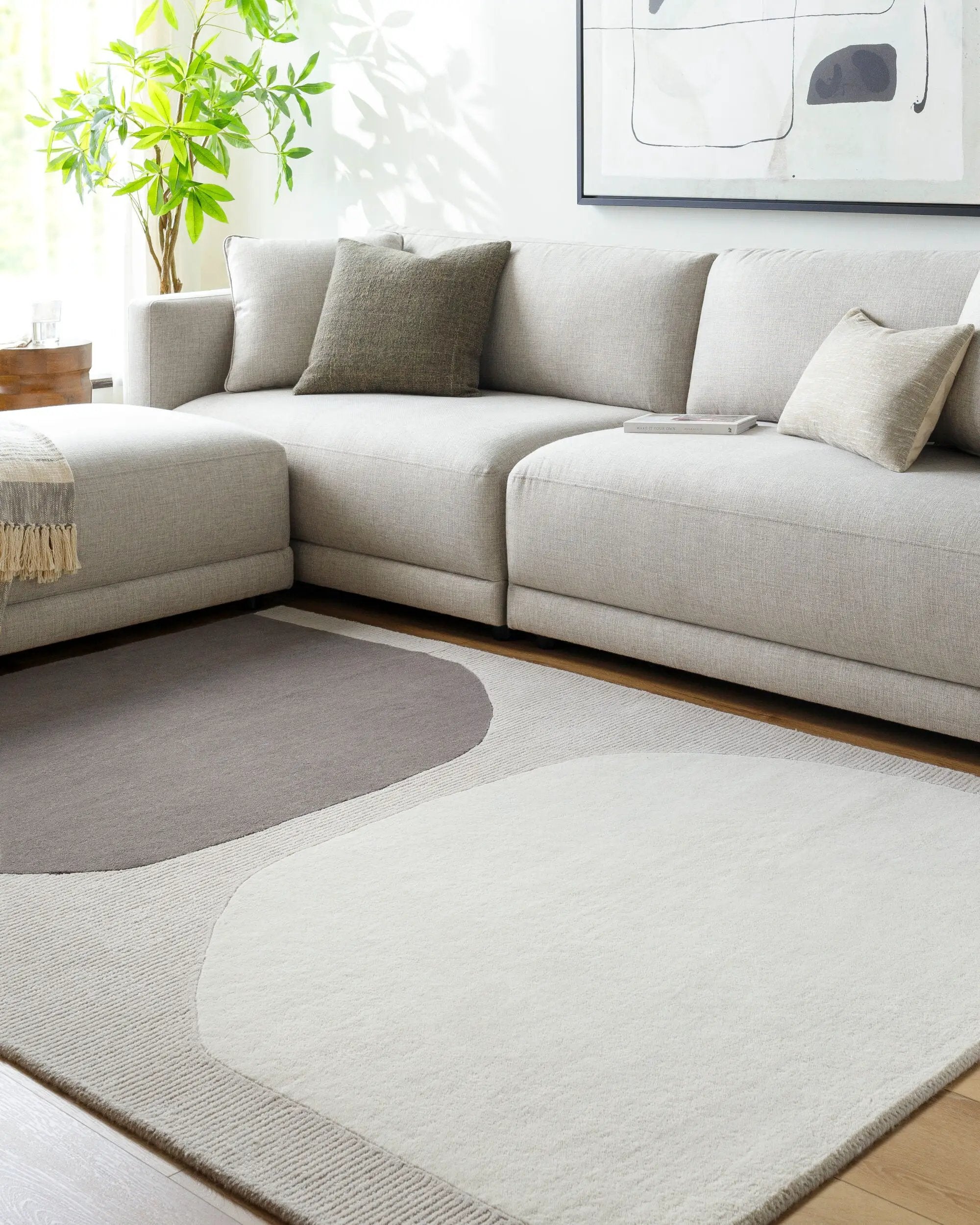 Rossi JWRS-2302 Charcoal Area Rug by LIVABLISS