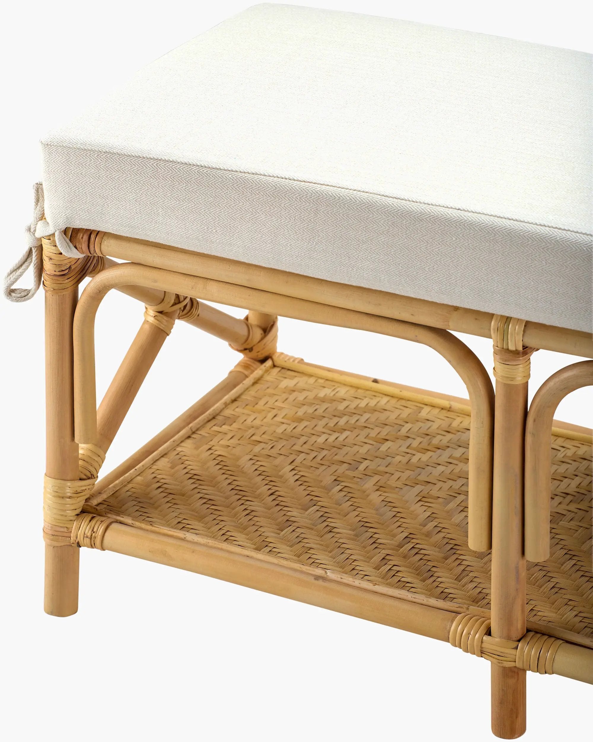 Kaili KIL-001 Bench by LIVABLISS
