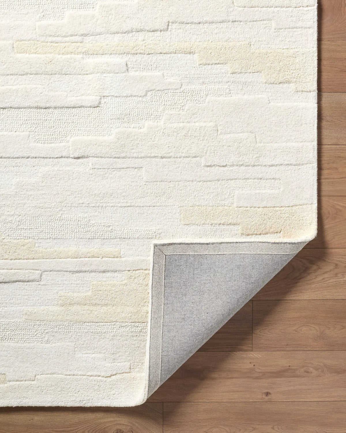 Kinsley KIS-2301 Ivory Area Rug by LIVABLISS