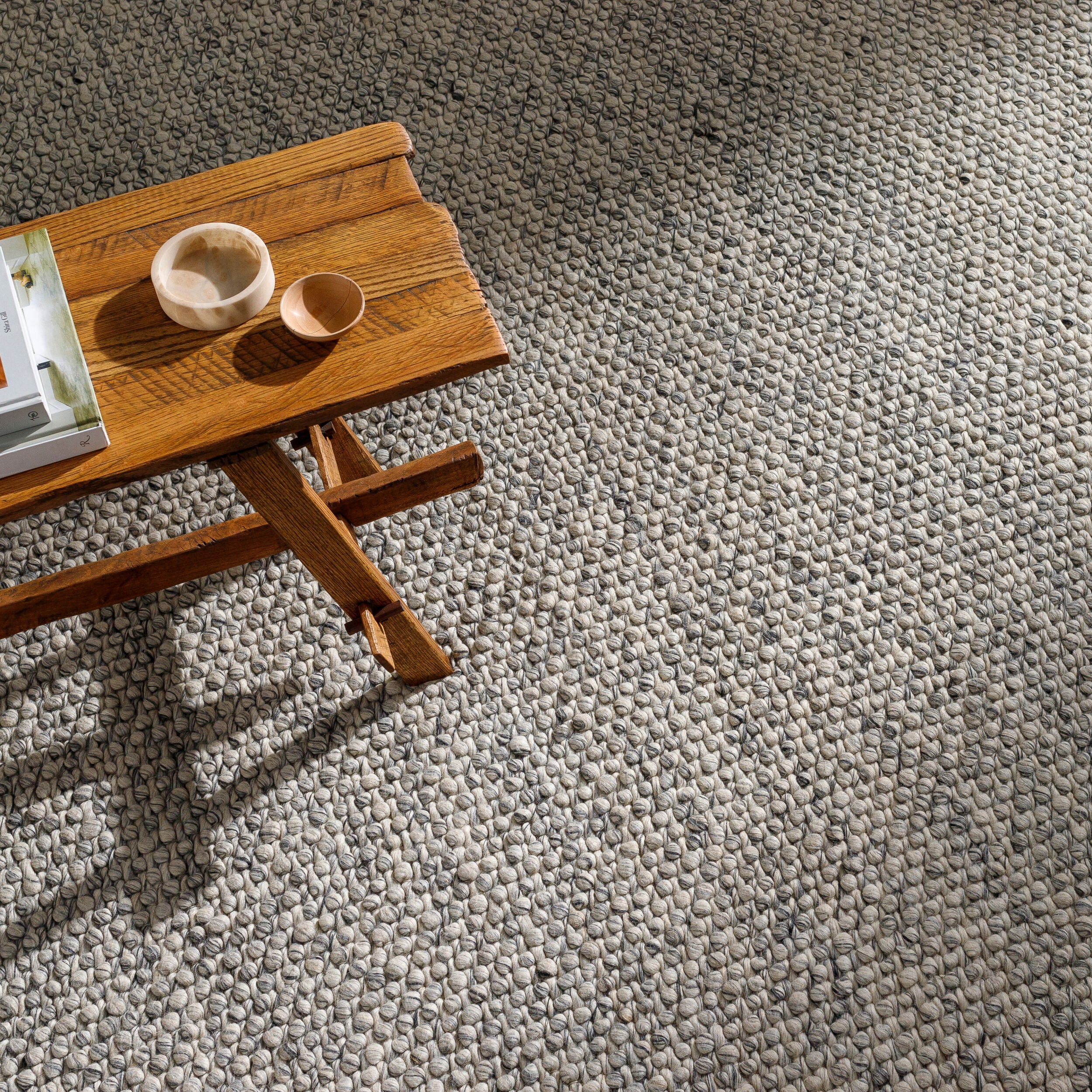 LIVABLISS Lucerne LNE-1001 Area Rug