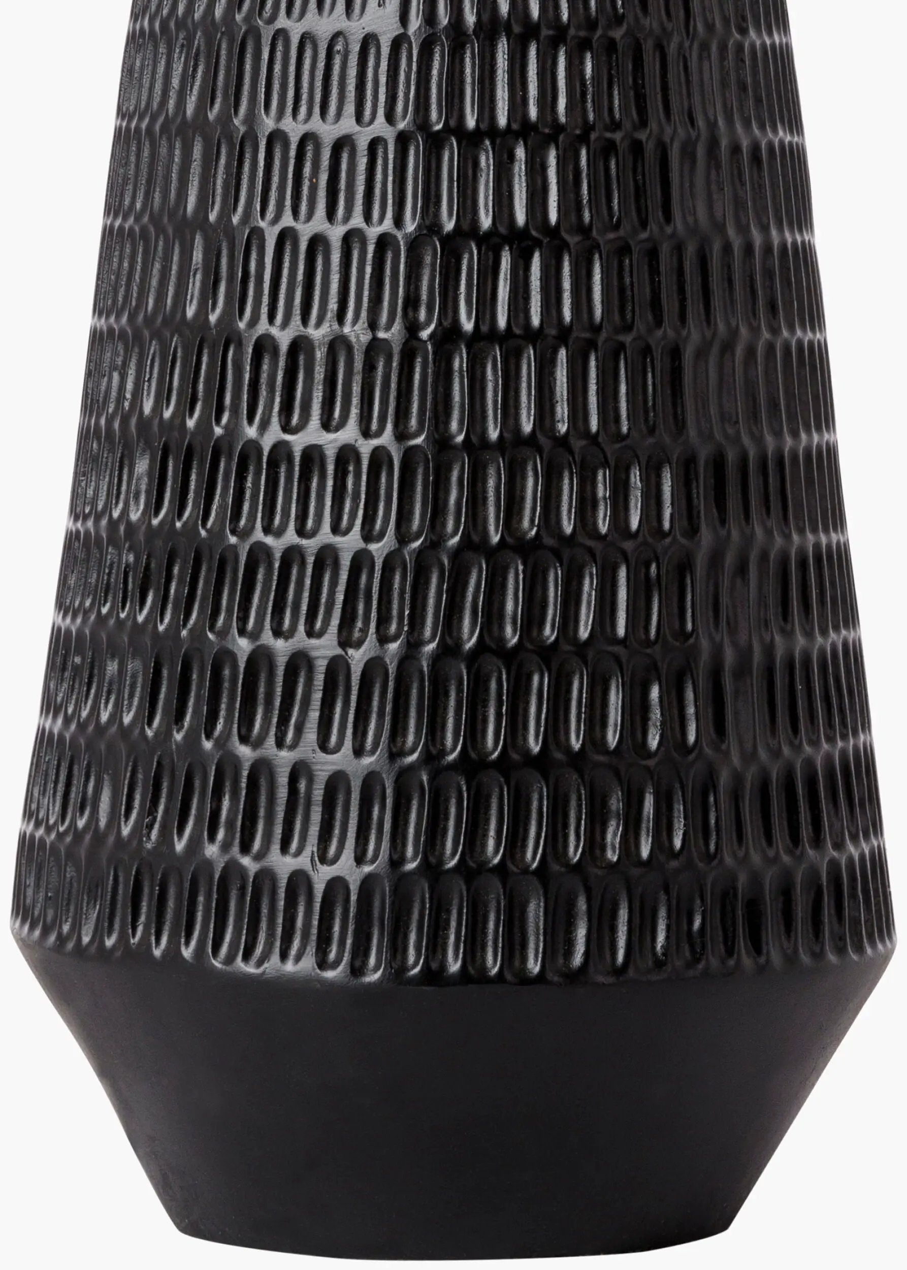 Leipzig LPZ-002 Accent Table Lamp by LIVABLISS