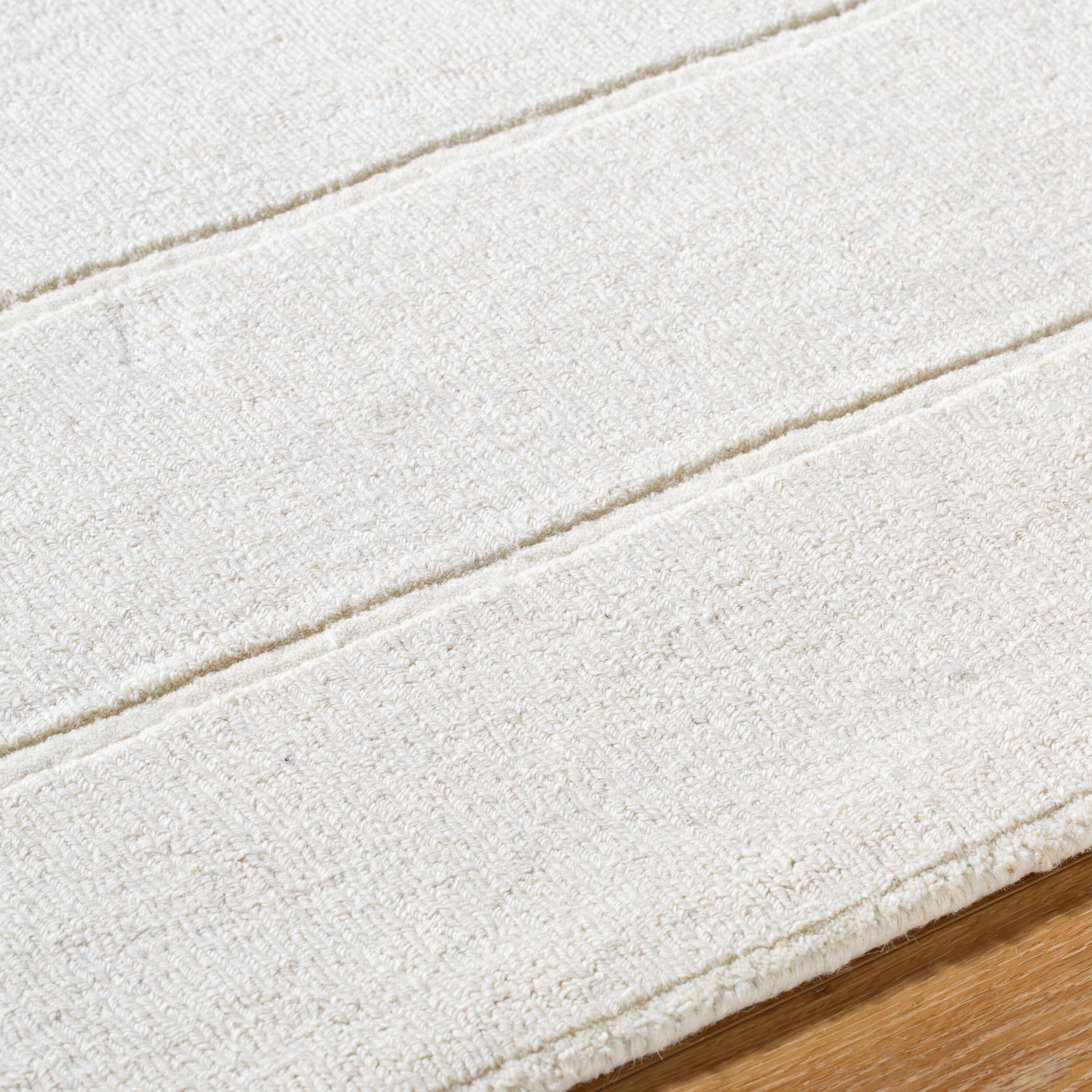 LIVABLISS Mystique M-5492 Ivory Hand Loomed Area Rug