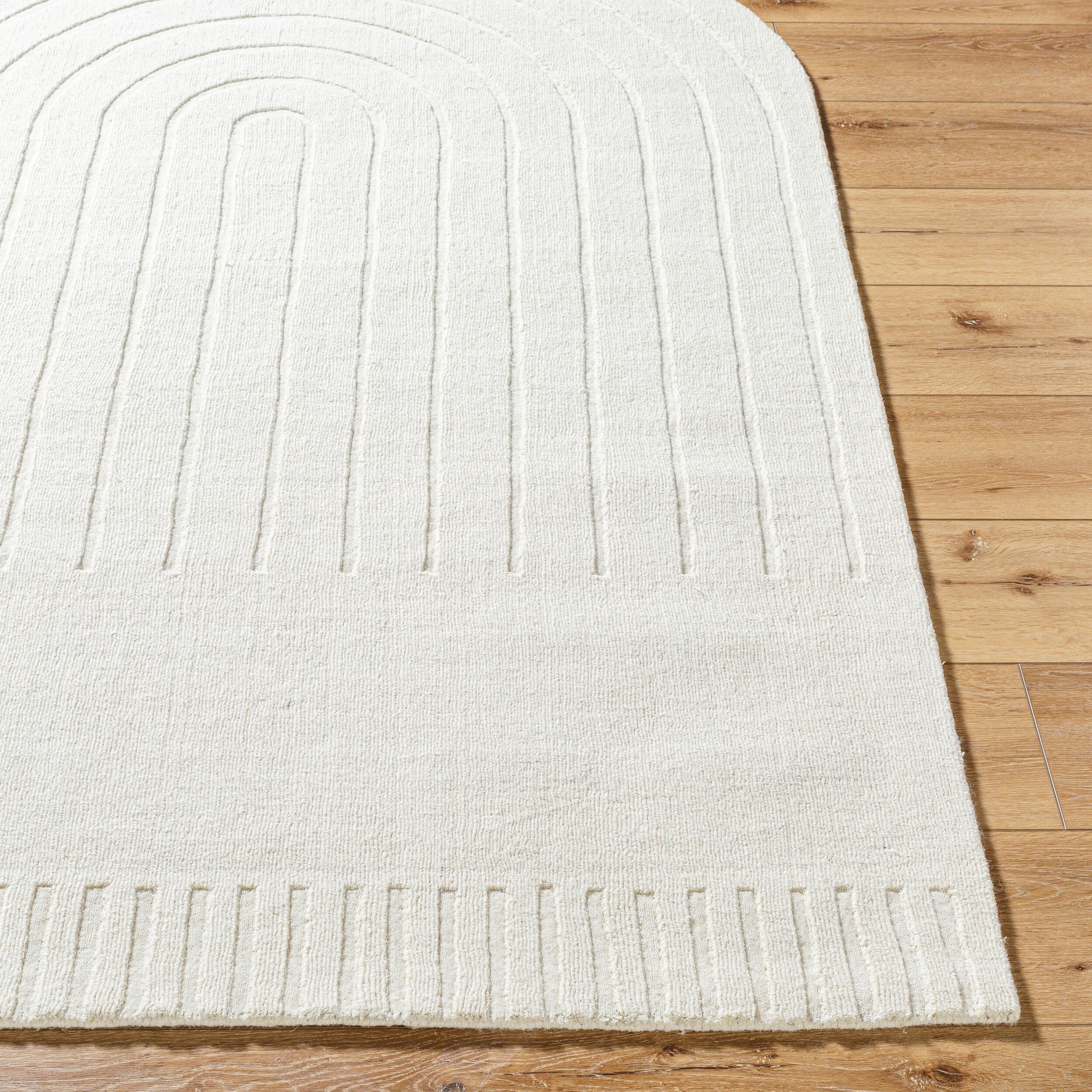 LIVABLISS Mystique M-5496 Ivory Hand Loomed Area Rug