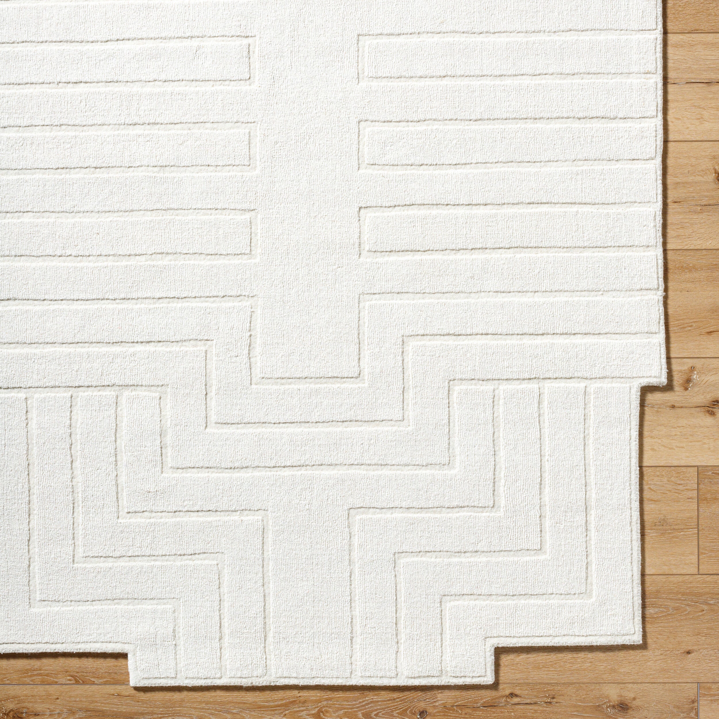 LIVABLISS Mystique M-5498 Ivory Hand Loomed Area Rug