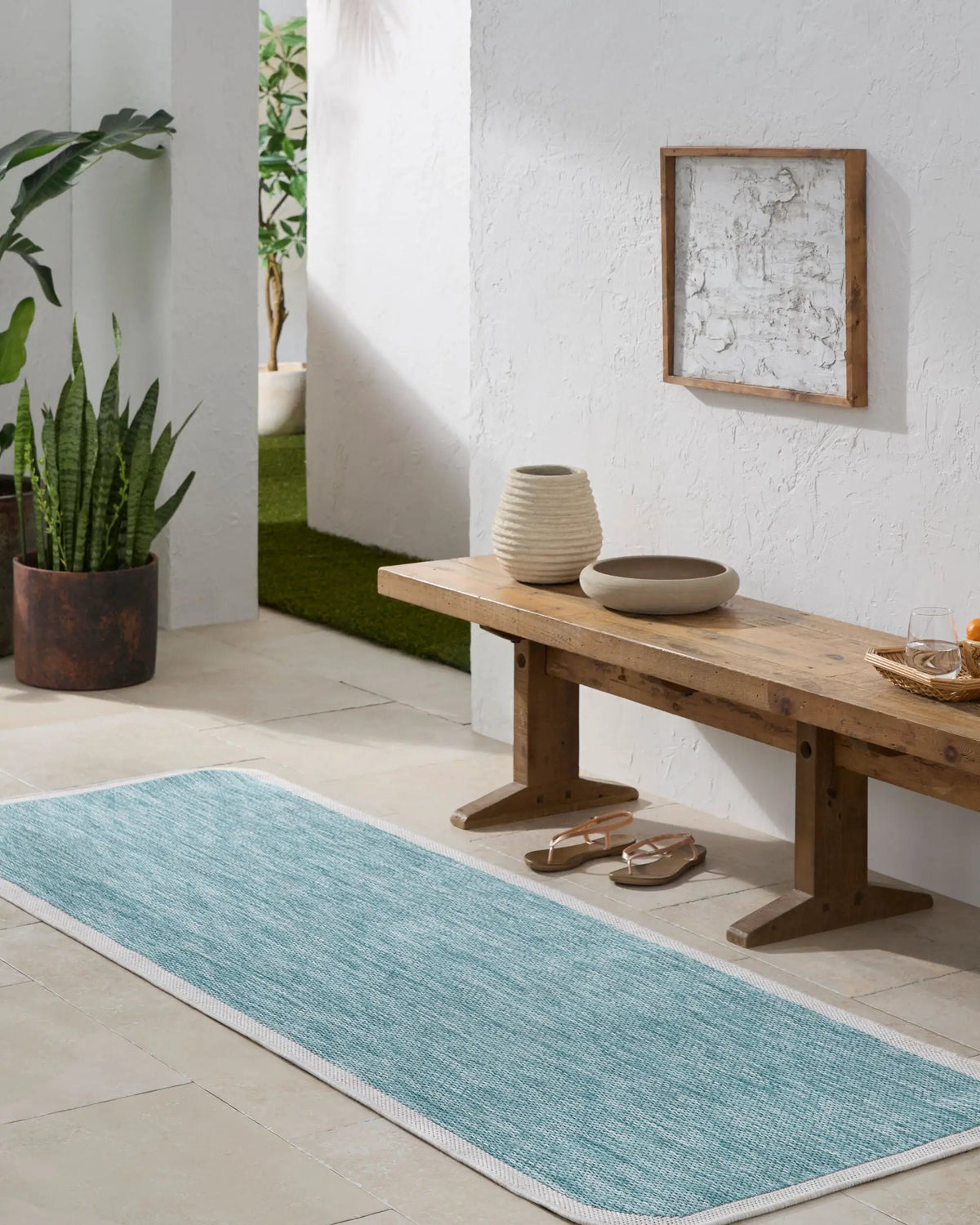 LIVABLISS Miami Beach MBH-2303 Aqua Area Rug