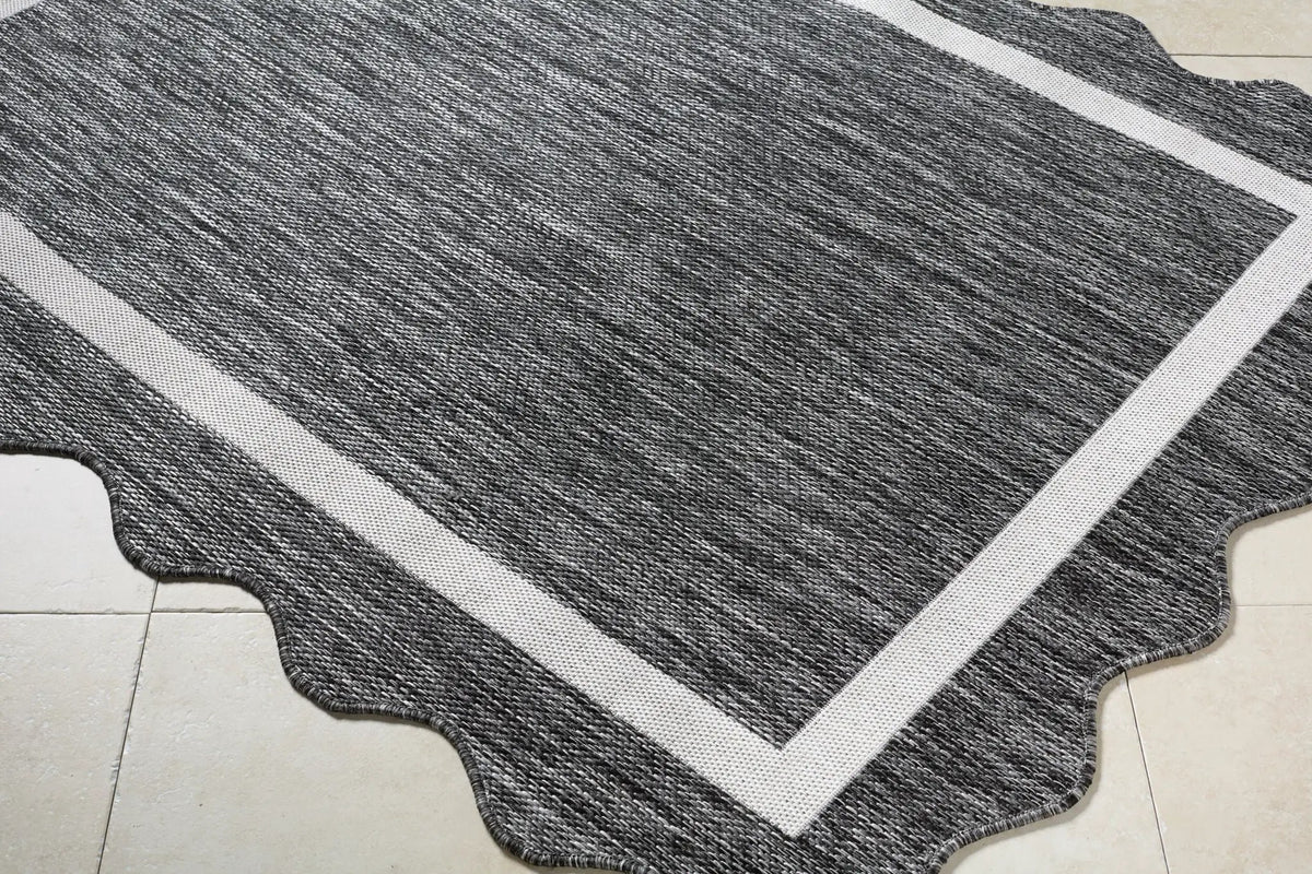 LIVABLISS Miami Beach MBH-2319 Black Area Rug