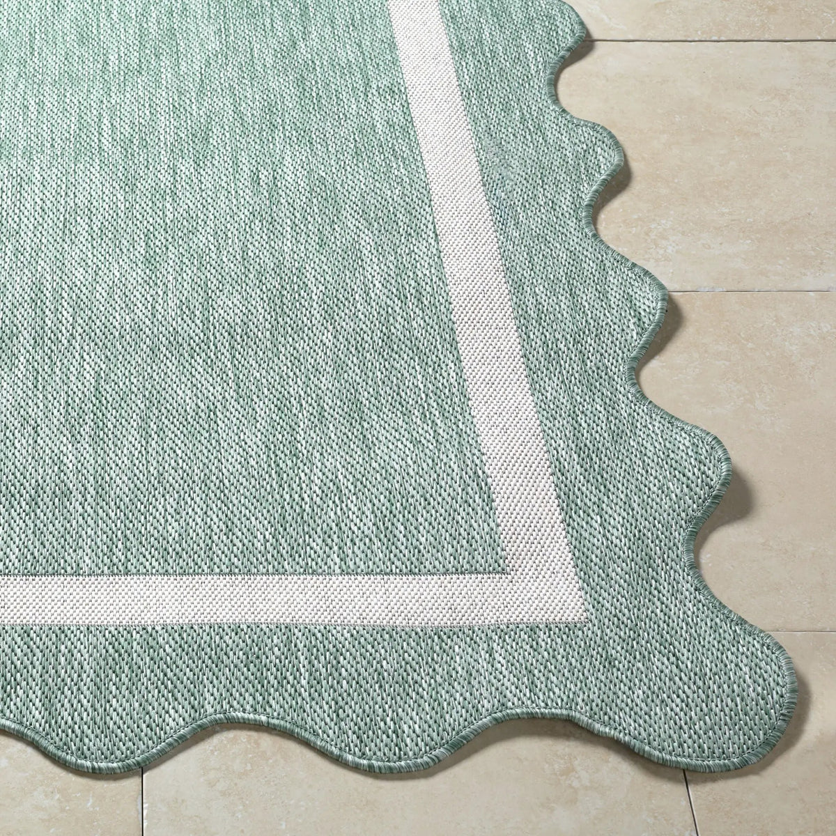 LIVABLISS Miami Beach MBH-2326 Medium-Green Area Rug