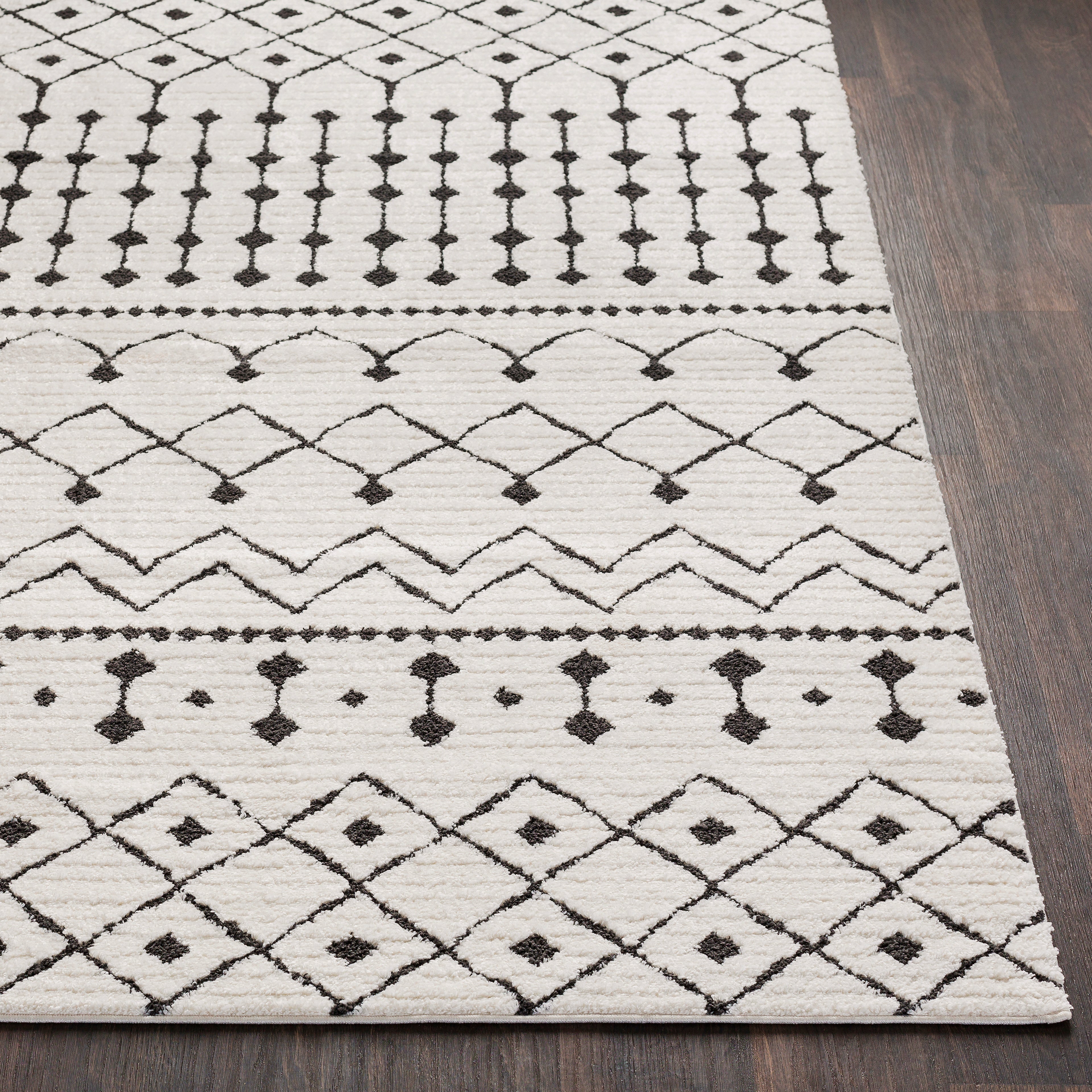 Surya Moroccan Shag MCS-2309 White Area Rug by LIVABLISS