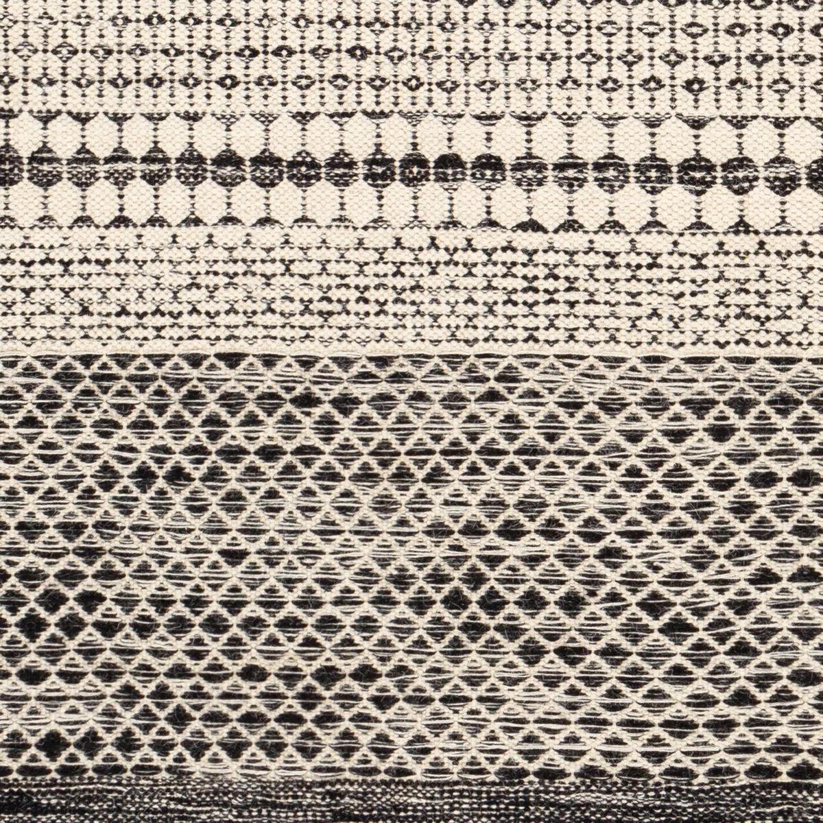 LIVABLISS Mardin MDI-2306 Black Area Rug