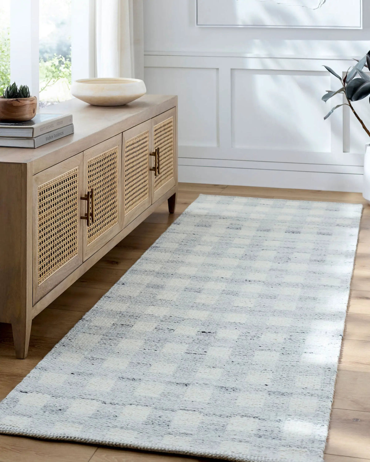 LIVABLISS Mardin MDI-2347 Ivory Area Rug