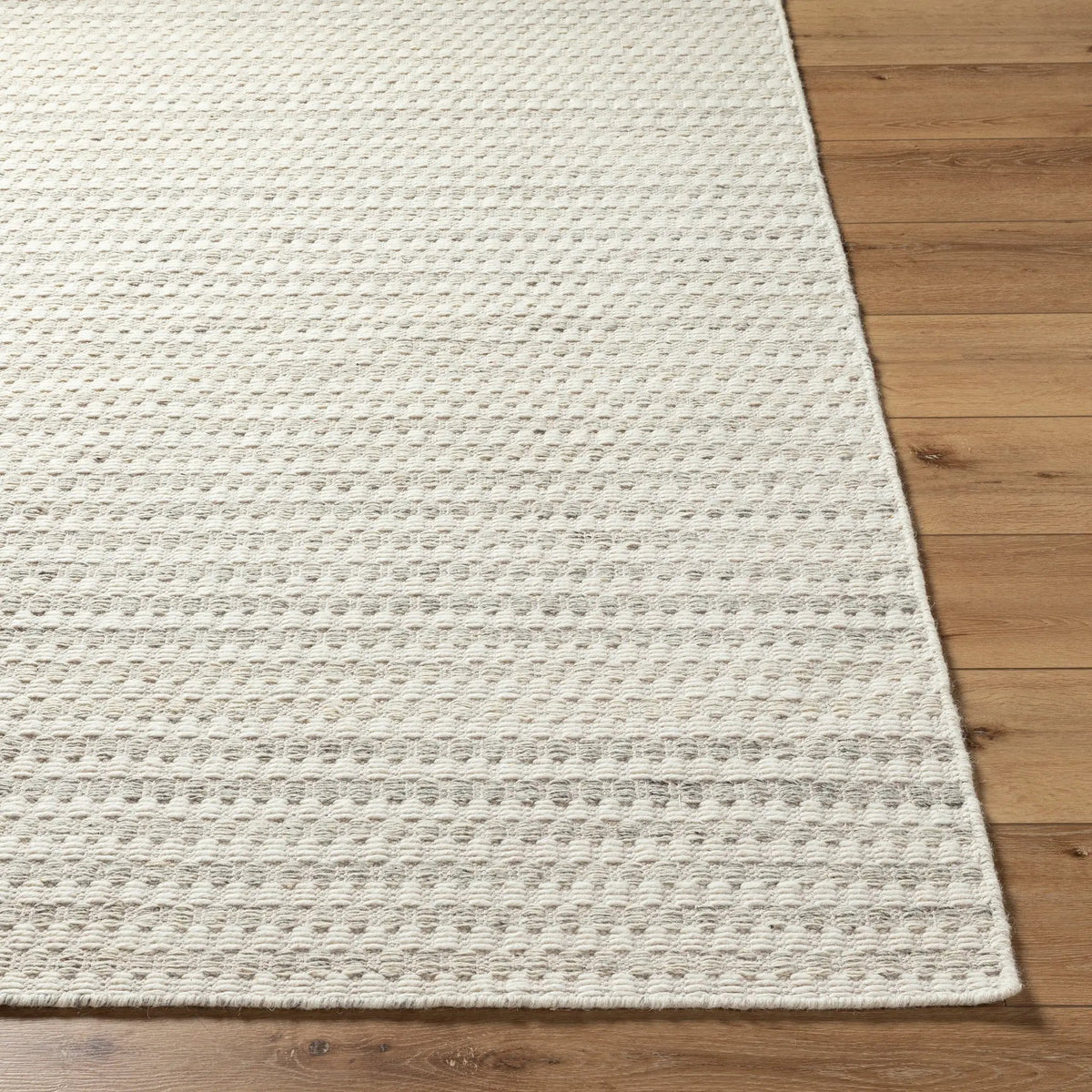 Mardin MDI-2356 Ivory Area Rug by LIVABLISS