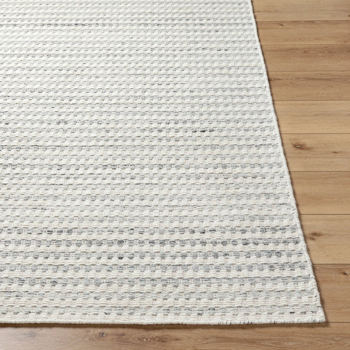 Mardin MDI-2358 Ivory Area Rug by LIVABLISS