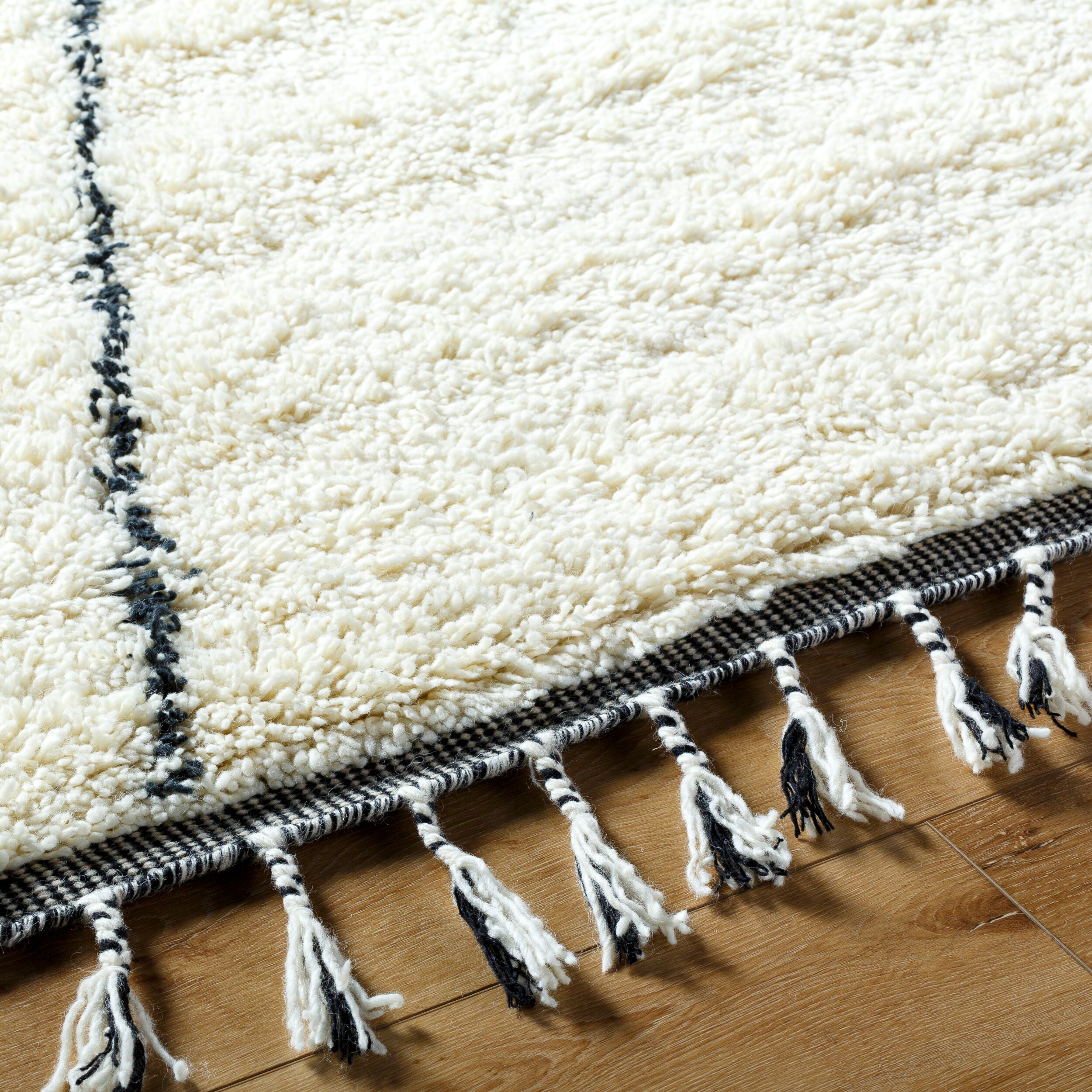 Surya Mirela MMI-2306 Ivory Area Rug by LIVABLISS