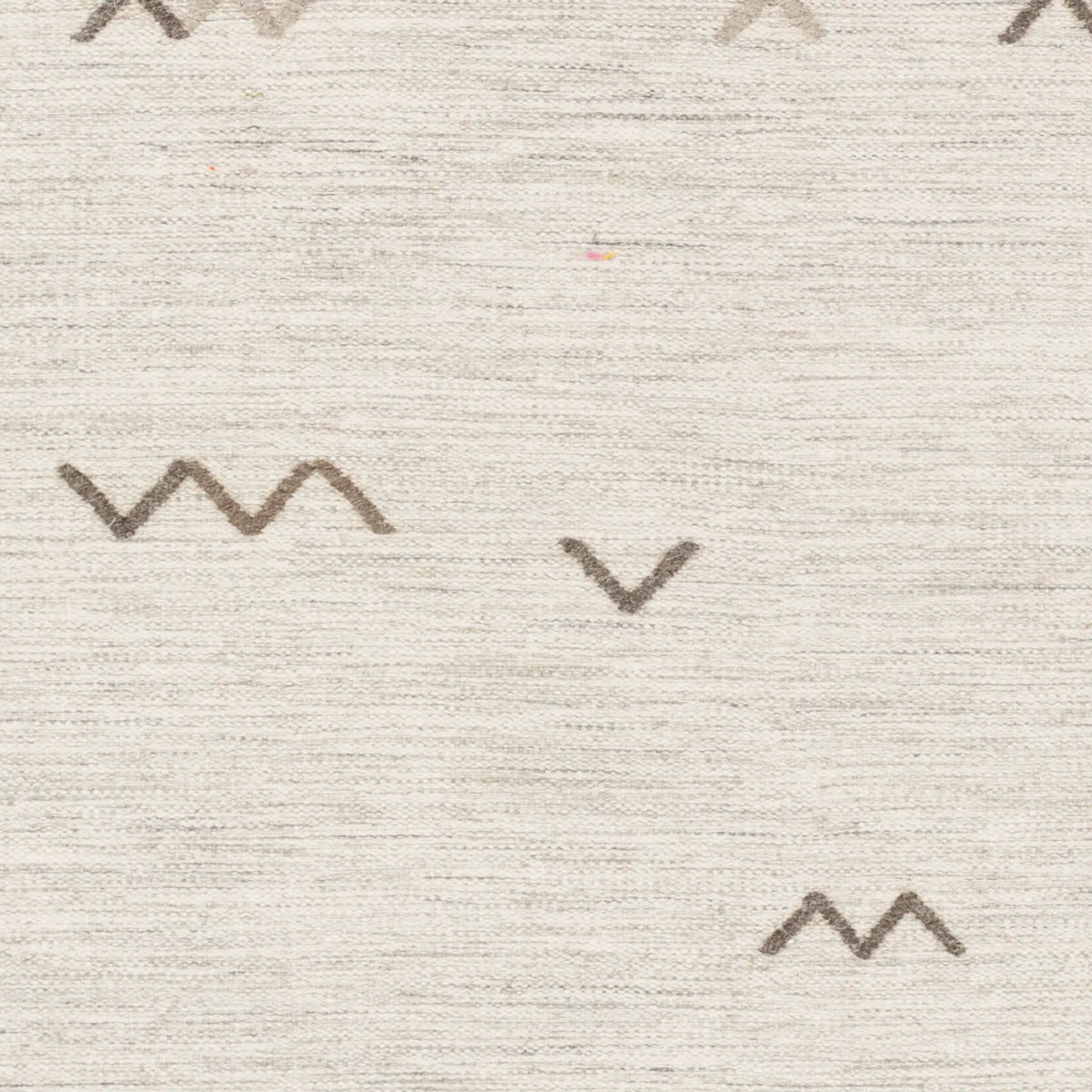 Montezuma MTZ-2004 Off-White Area Rug by LIVABLISS