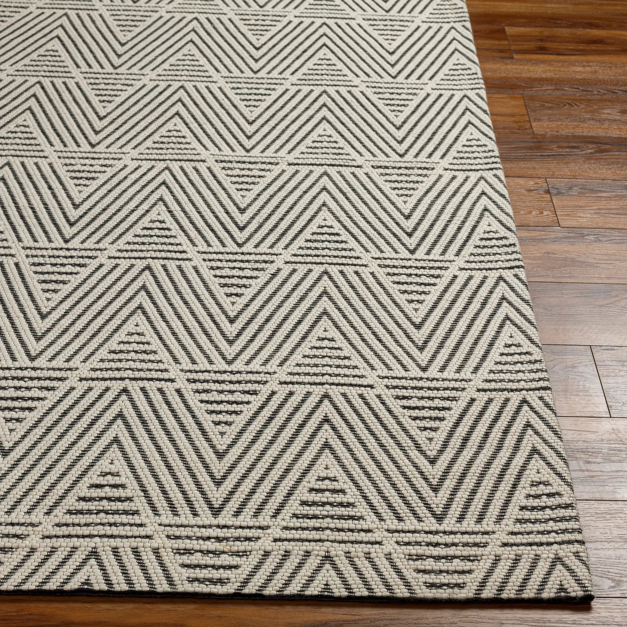 Nevada NVD-2302 Off-White Area Rug by LIVABLISS